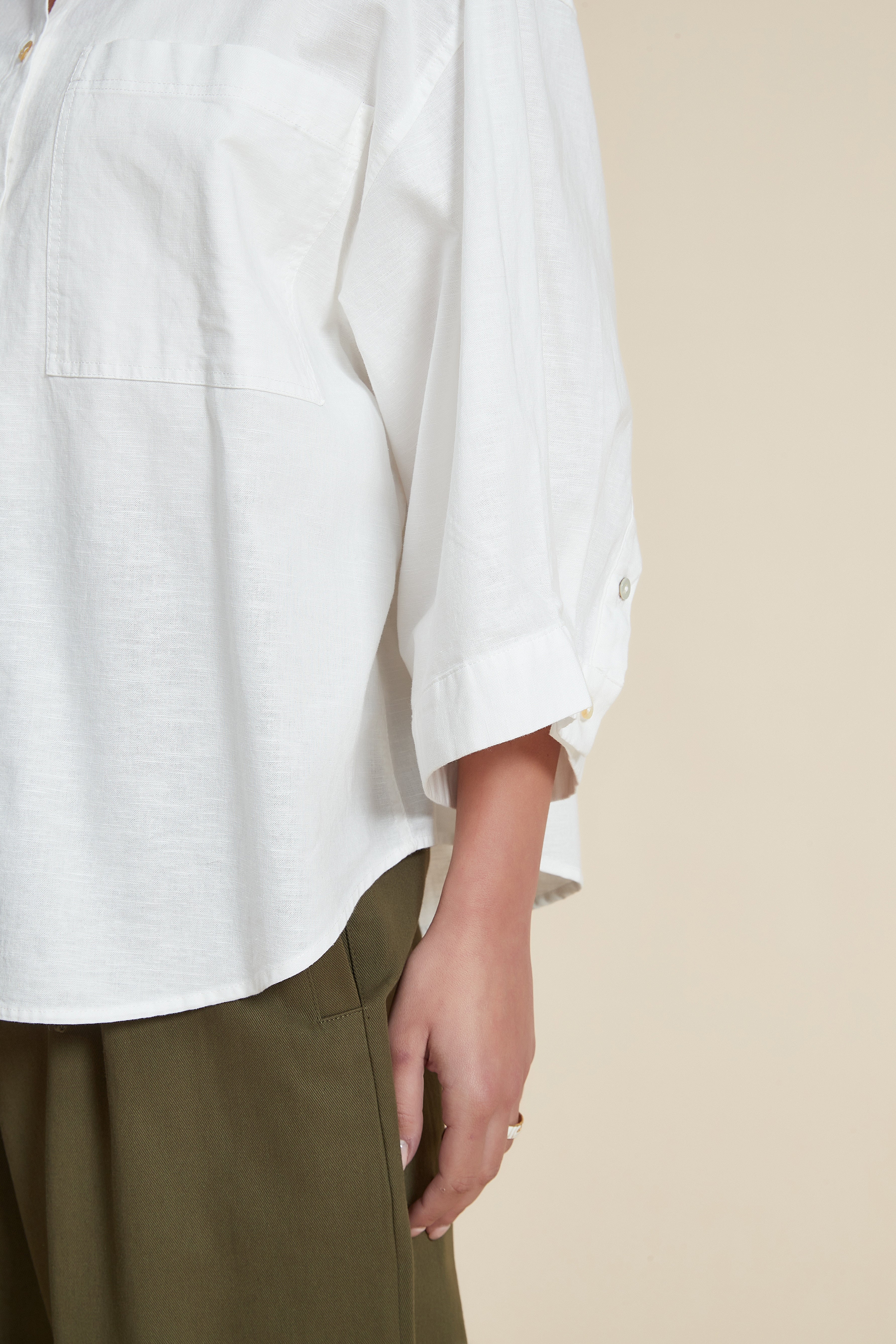 Plain wide-leg 3/4-sleeve blouse