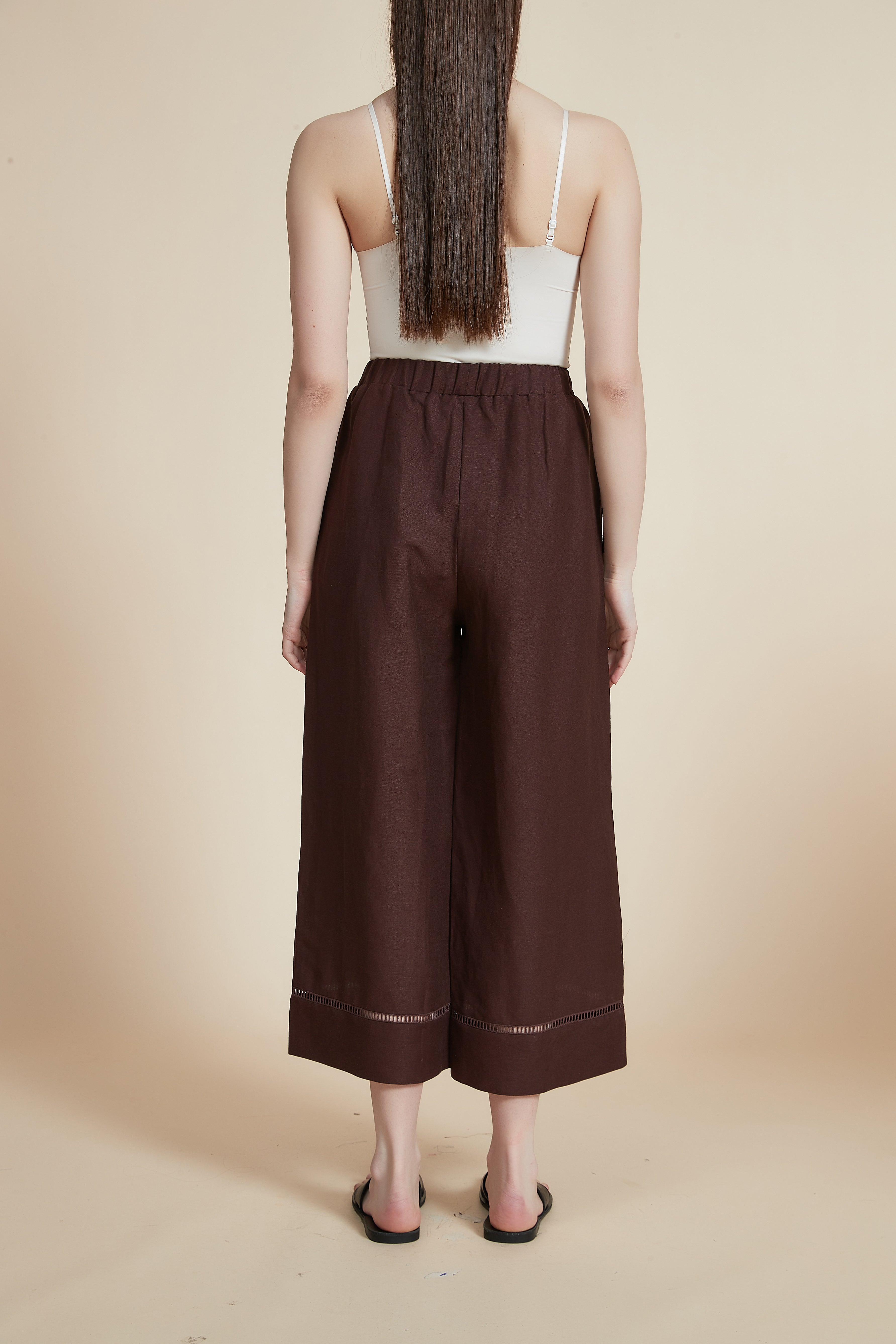 Plain Wide-Leg Trousers