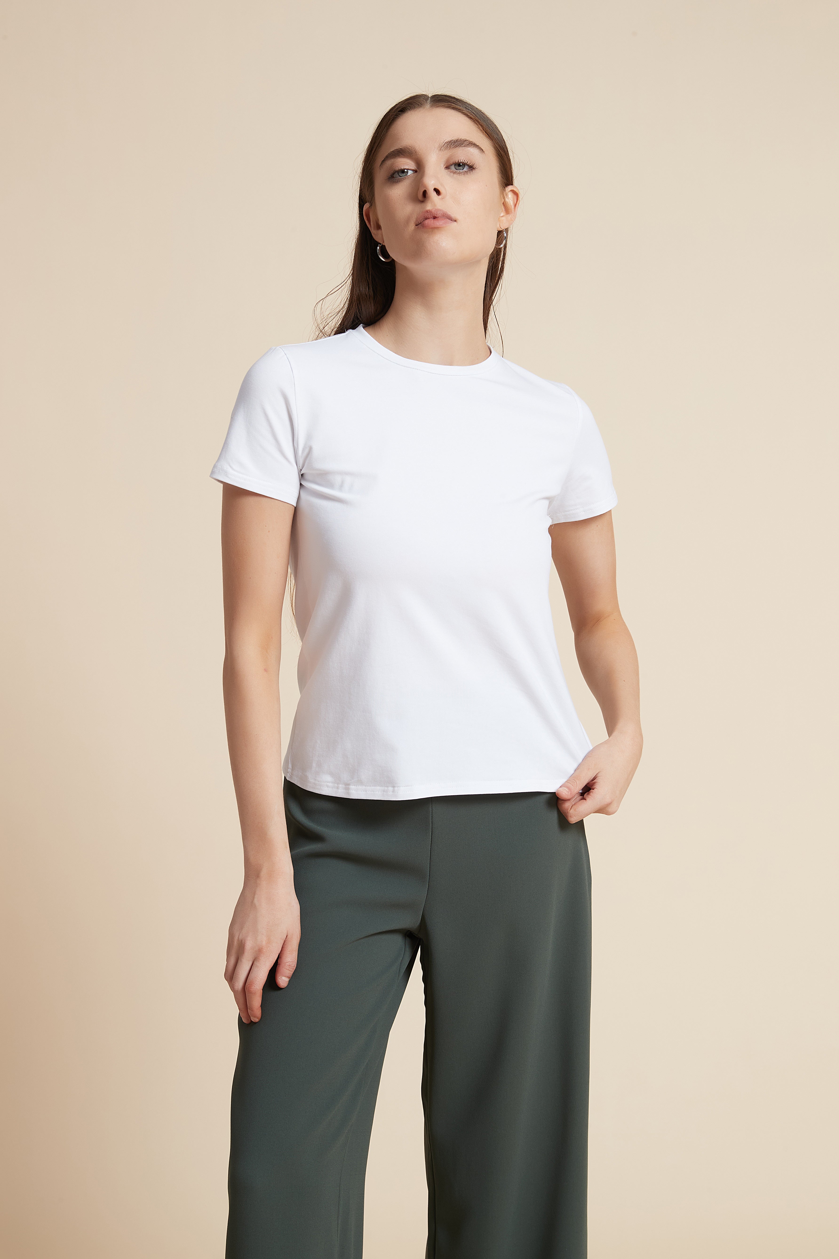 Short Sleeve Cropped Blouse with Round Neck