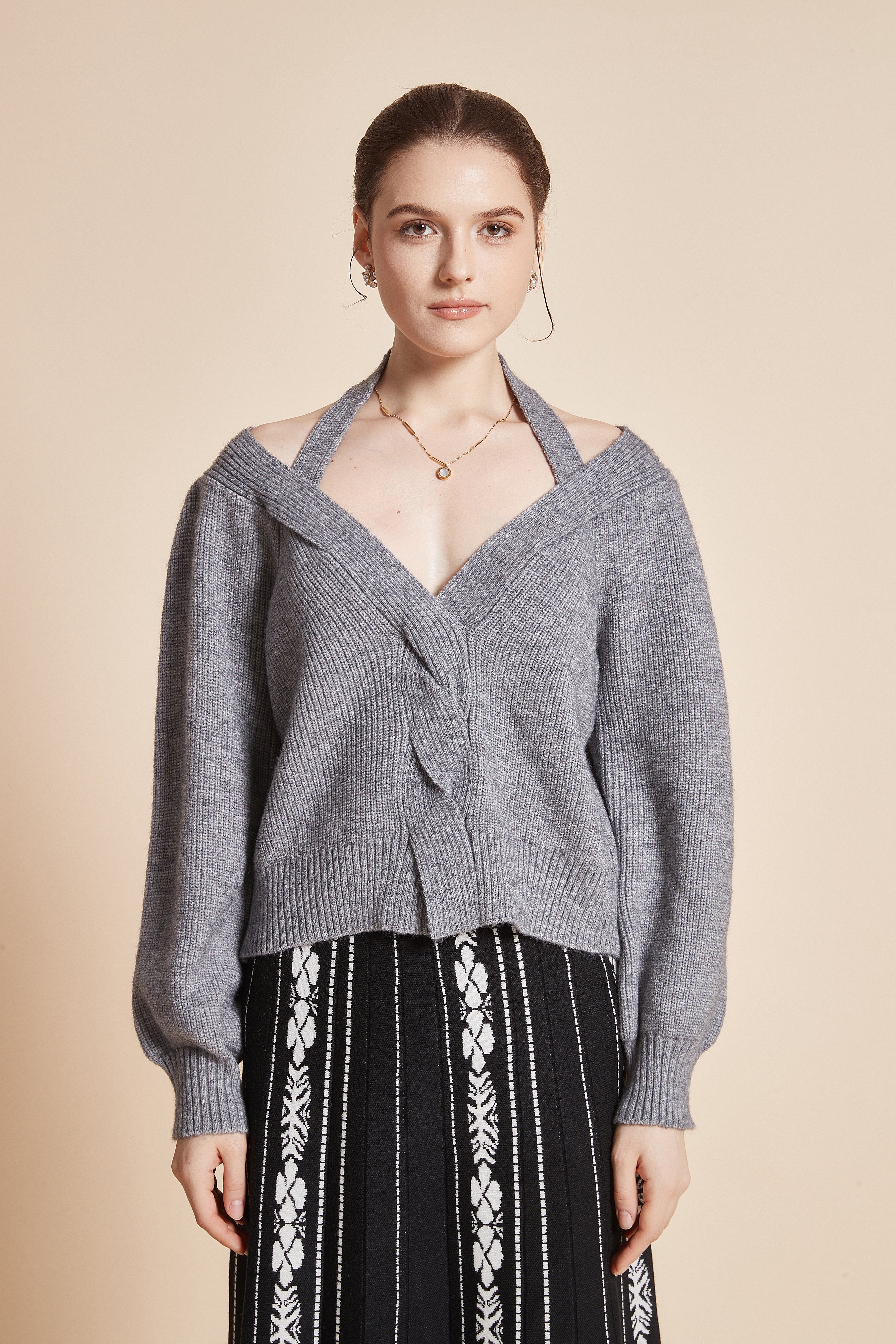 Blouse with a draped collar, V-neck, and long wide sleeves
