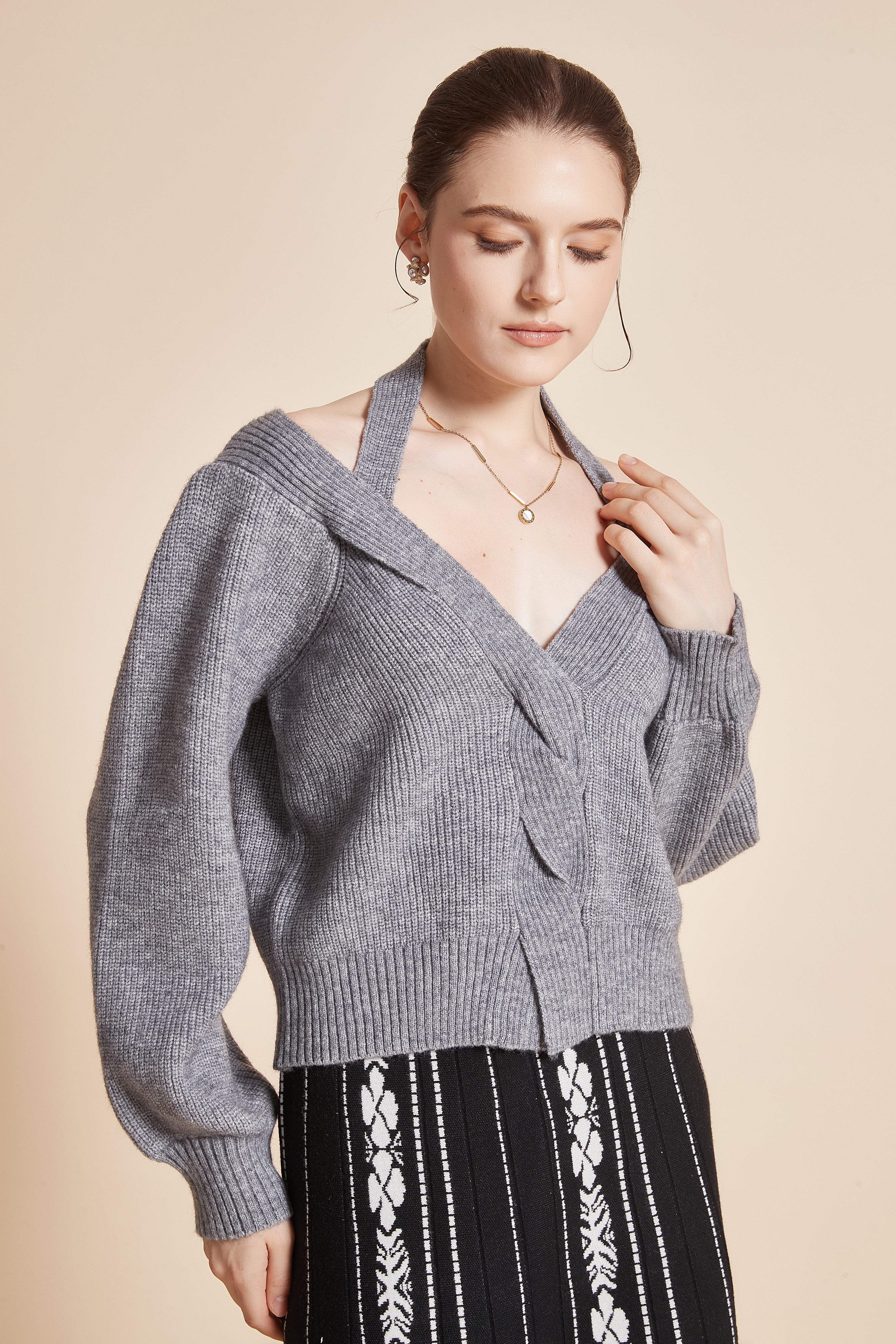 Blouse with a draped collar, V-neck, and long wide sleeves