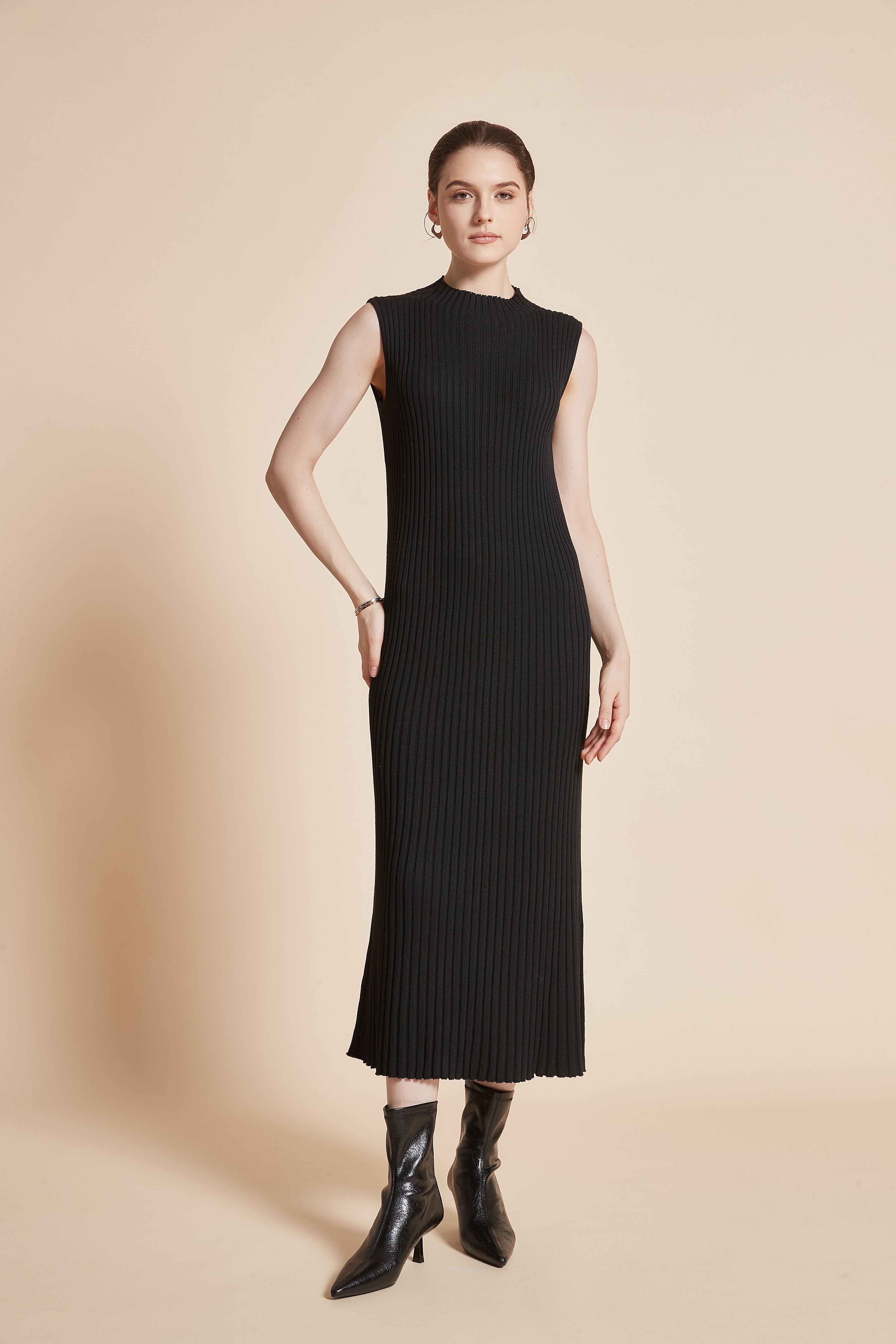 Yola Midi Sleeveless Striped Dress with Round Neck