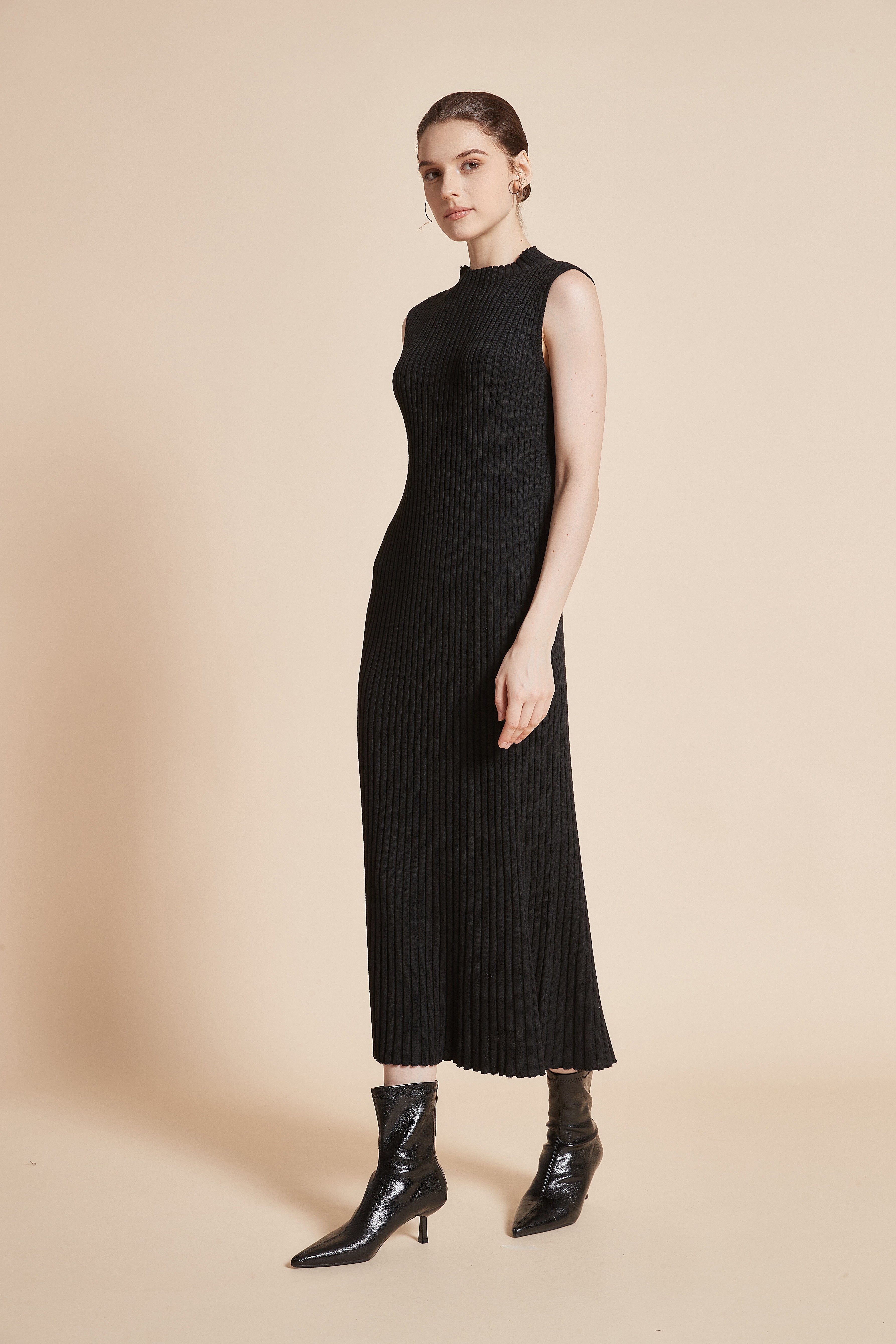 Yola Midi Sleeveless Striped Dress with Round Neck