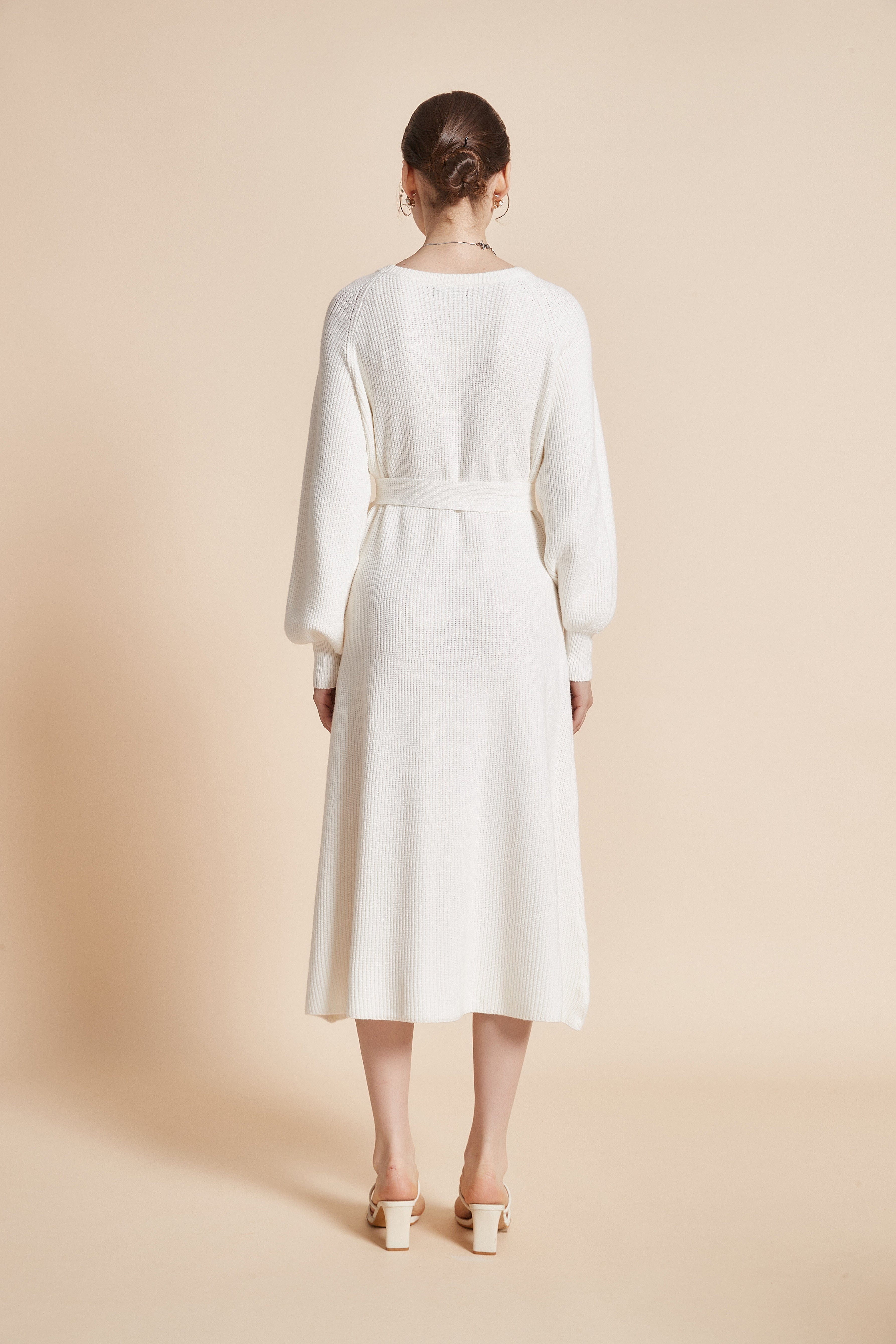 Stylish Waist Tie Midi Dress with Round Neckline and Long Wide