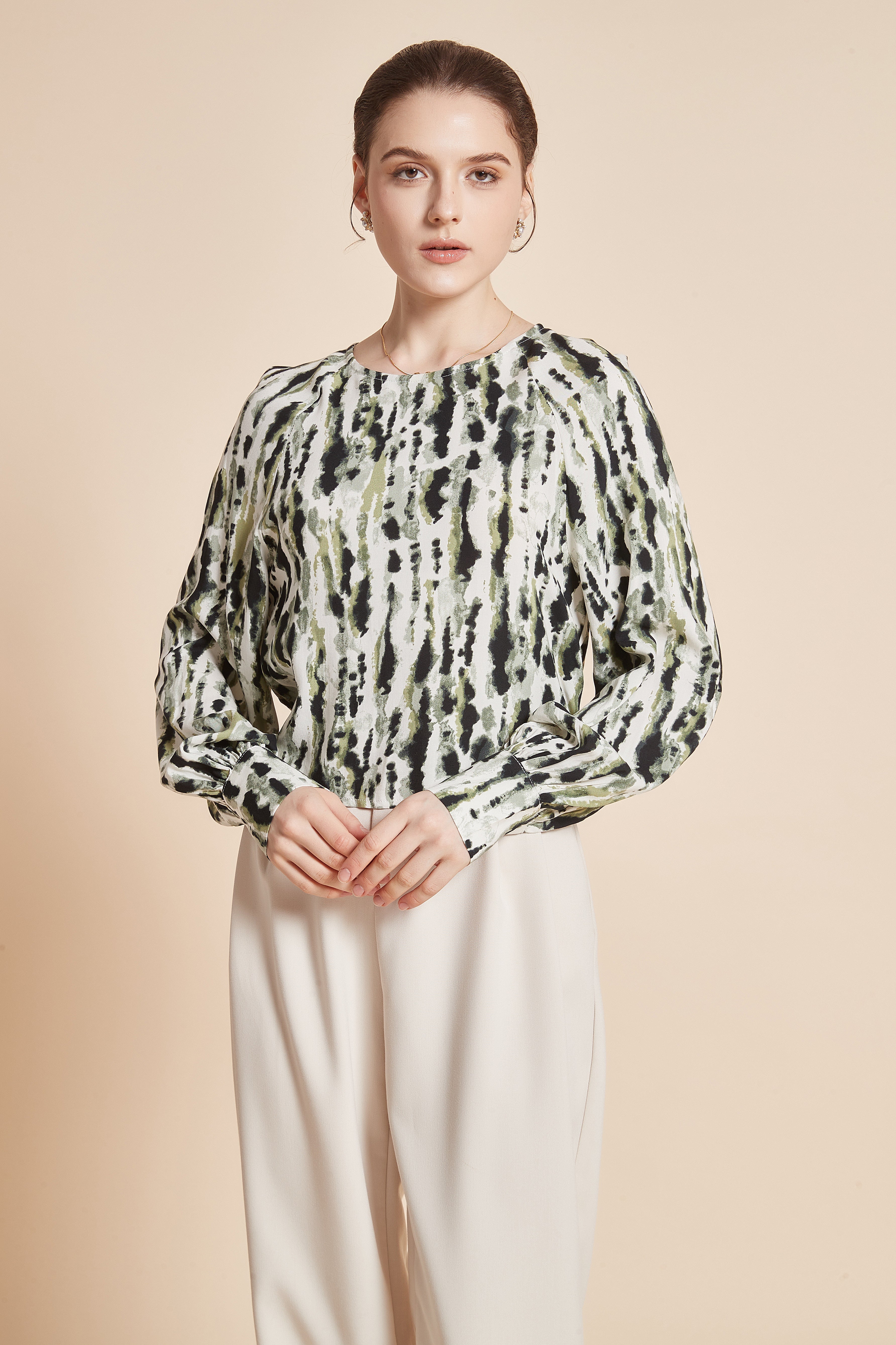 Yola Printed Blouse with Wide Long Sleeves