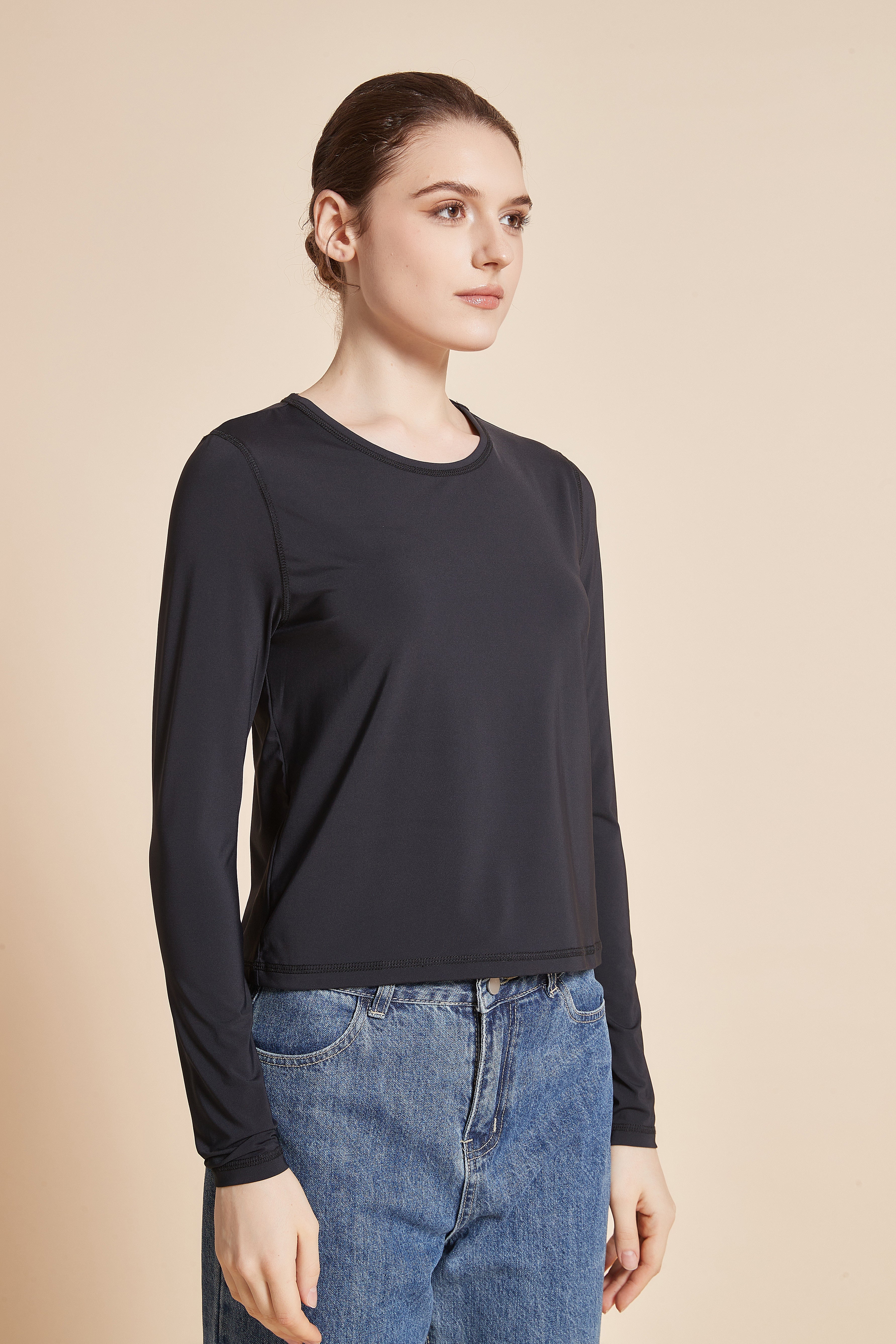 Yola Plain Long-Sleeve T-shirt with Round Neck