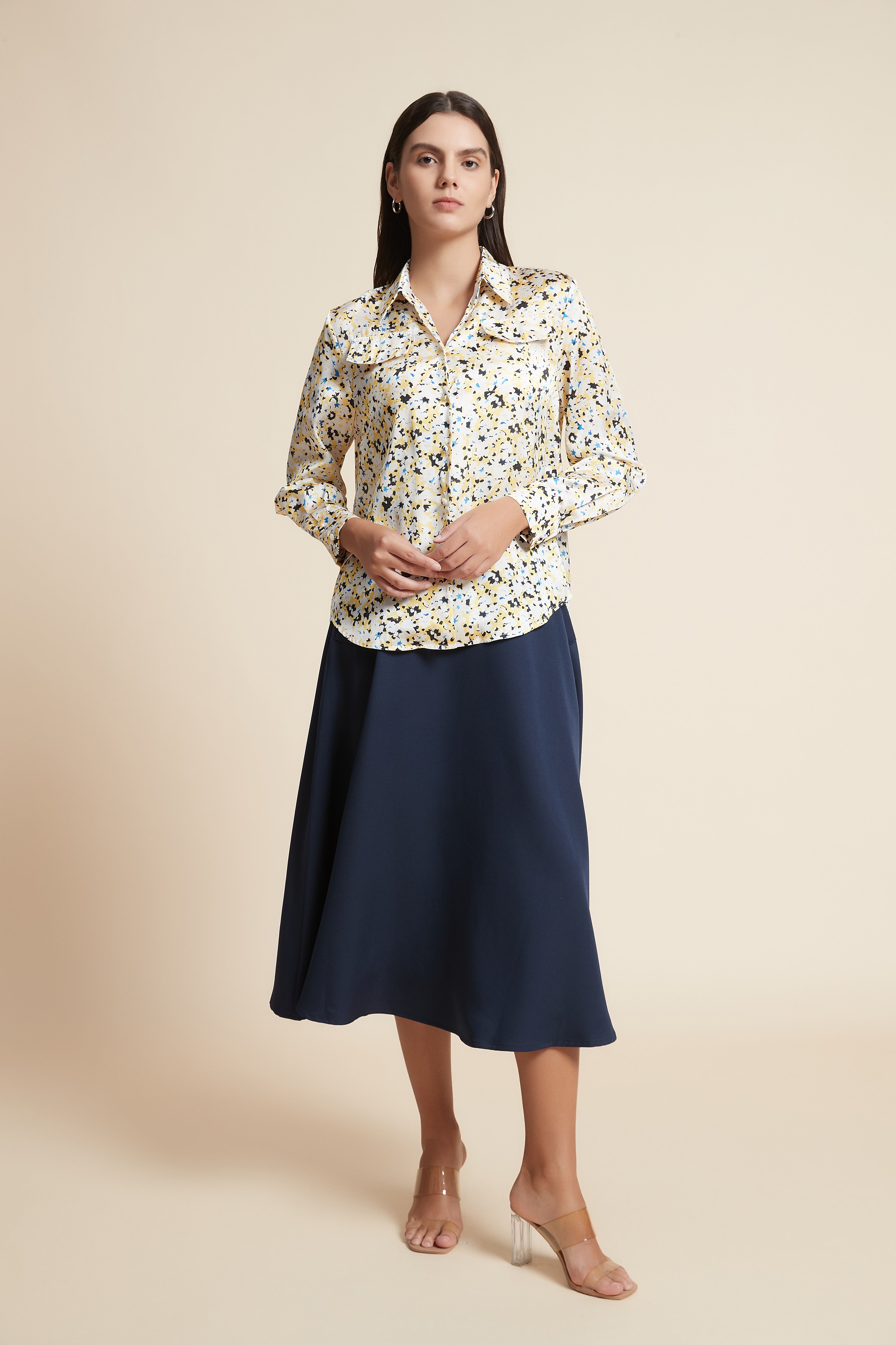 Long Sleeve Shirt with Plaid Collar