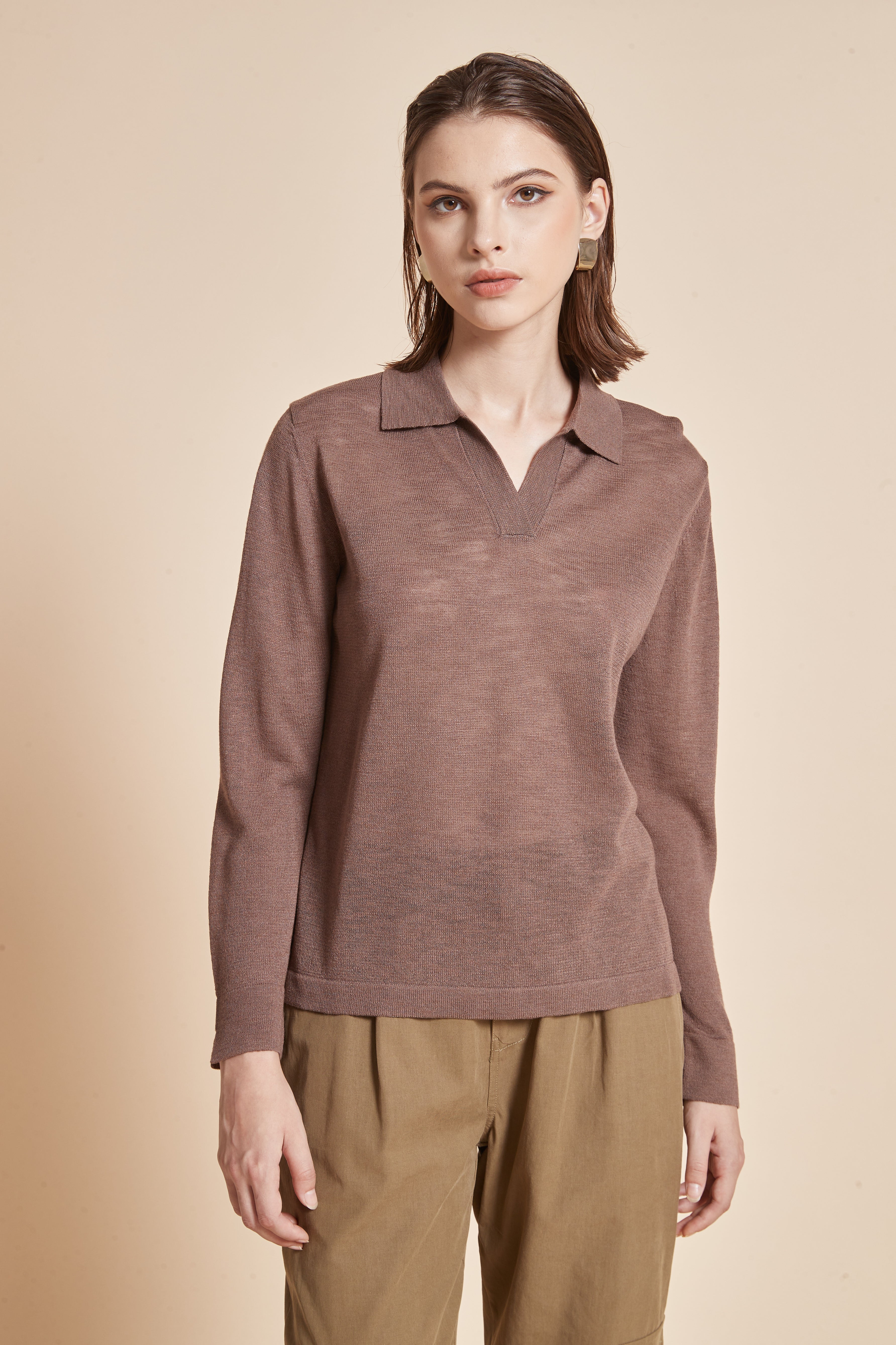 Yola Plain Blouse with Long Sleeves and V-Neck Collar