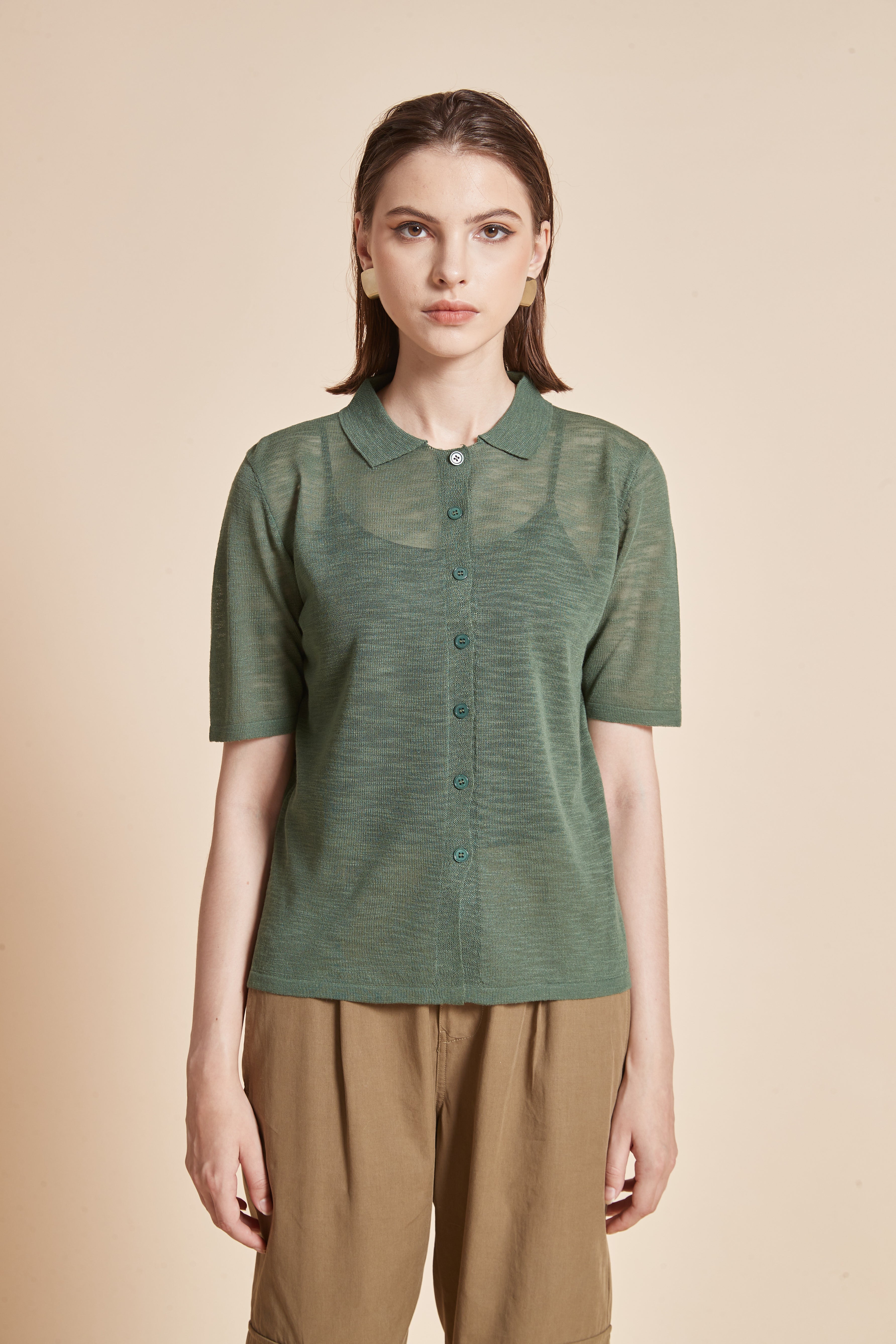 Yola Plain Half-Sleeve Blouse with Front Buttons and Collar