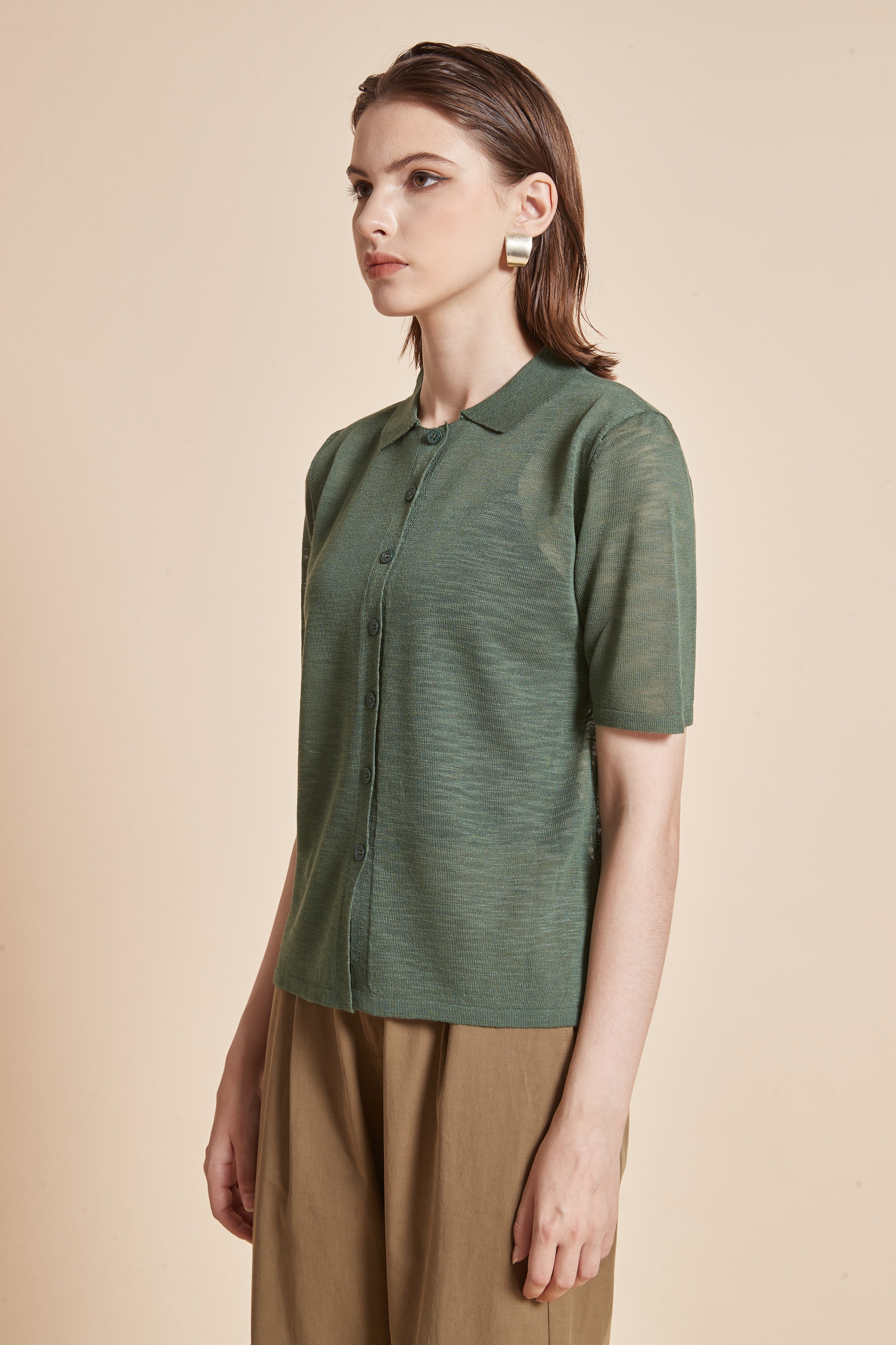 Yola Plain Half-Sleeve Blouse with Front Buttons and Collar