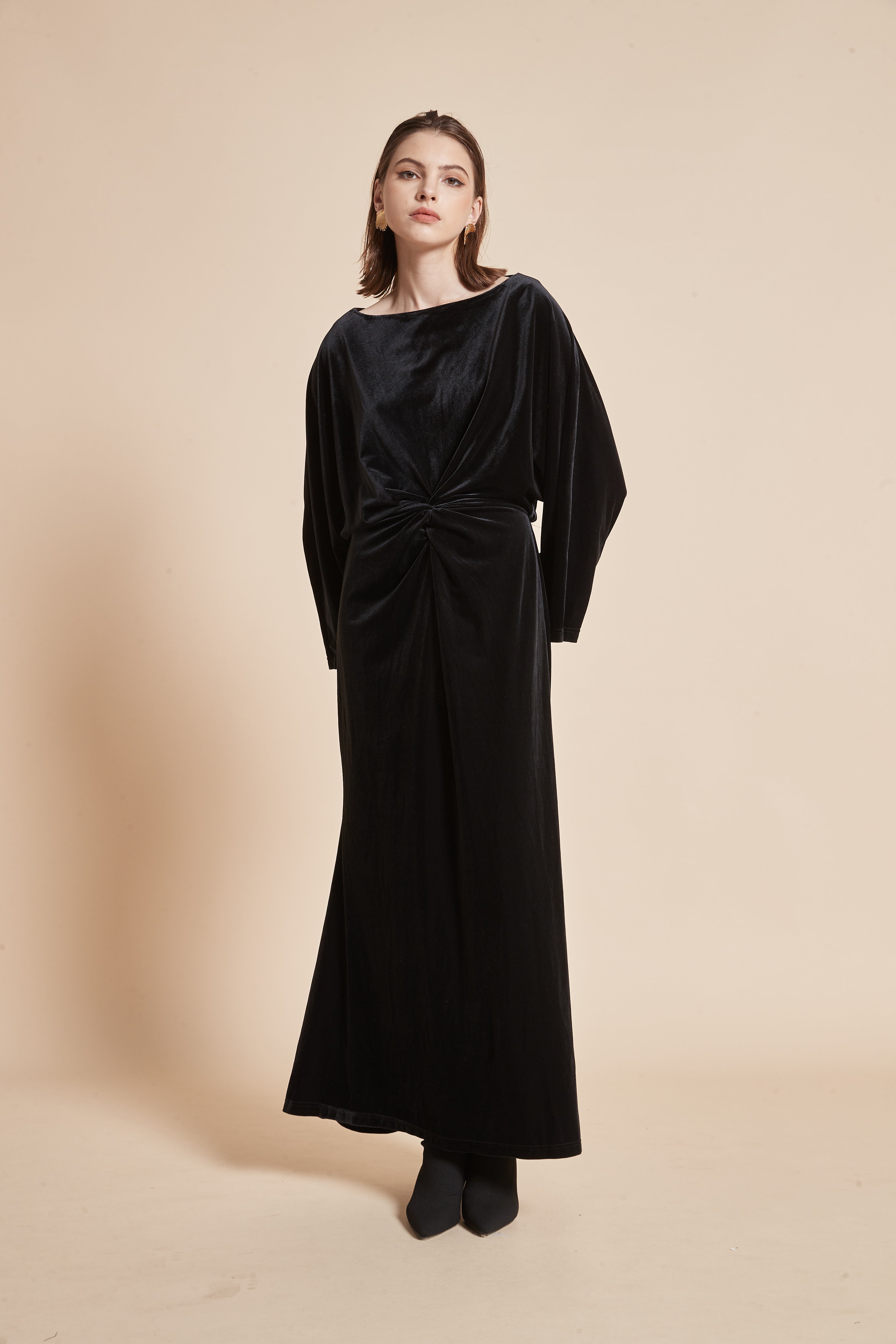 Yola Long Velvet Dress with Long Sleeves