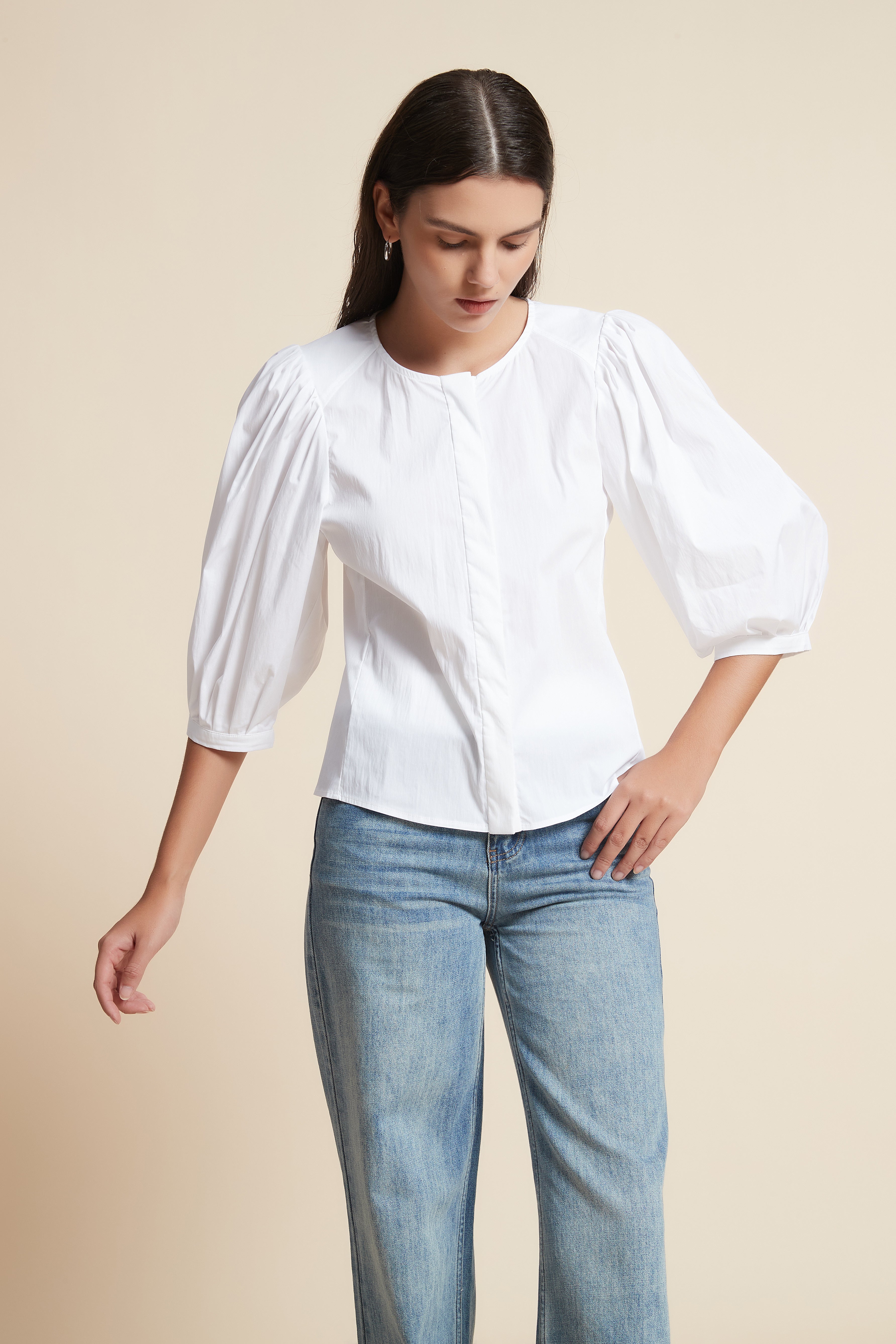 3/4 Sleeve Cropped Blouse with Round Neck