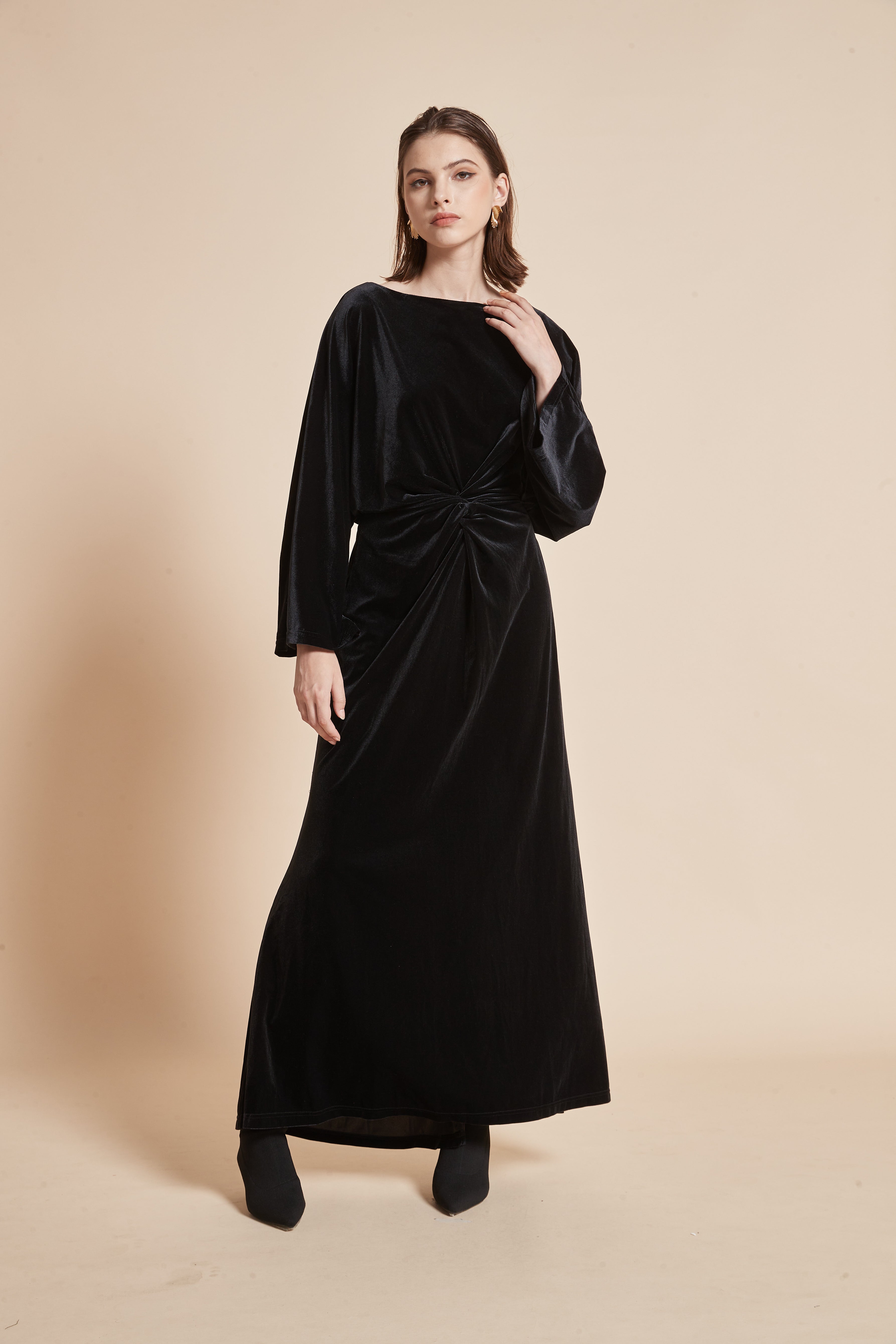 Yola Long Velvet Dress with Long Sleeves