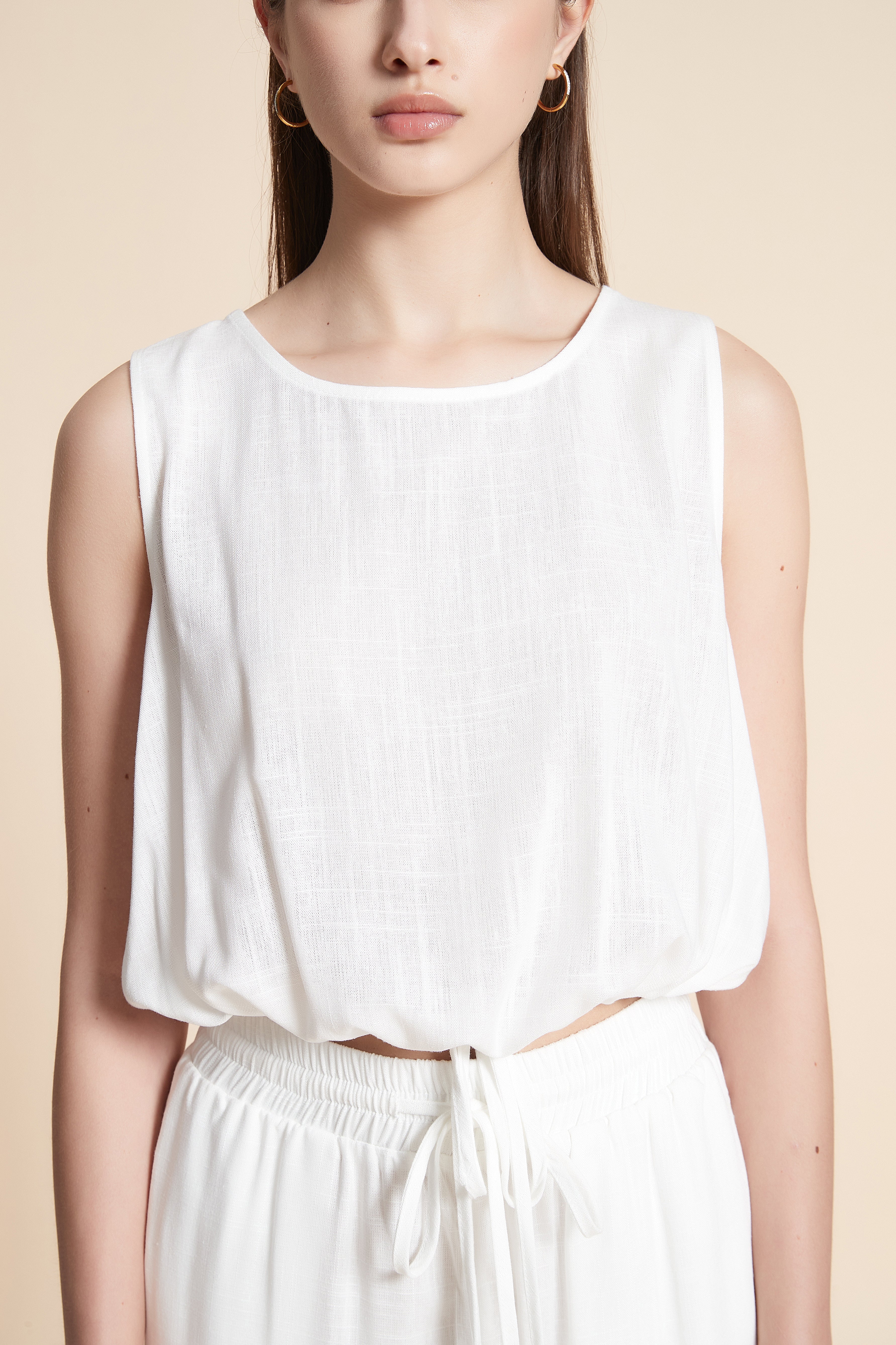 Solid Sleeveless Blouse