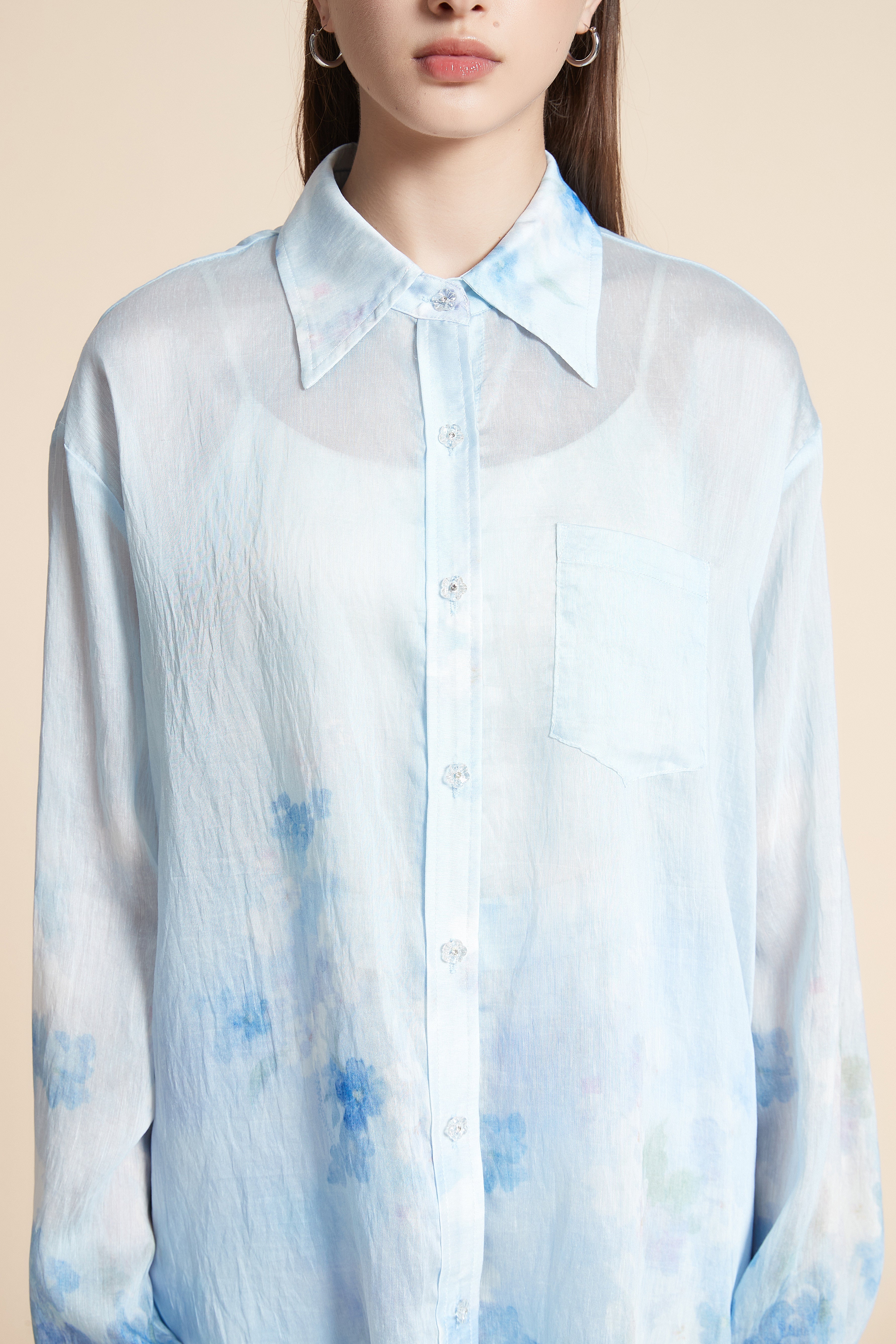 قميص منقوش لونين كم طويل