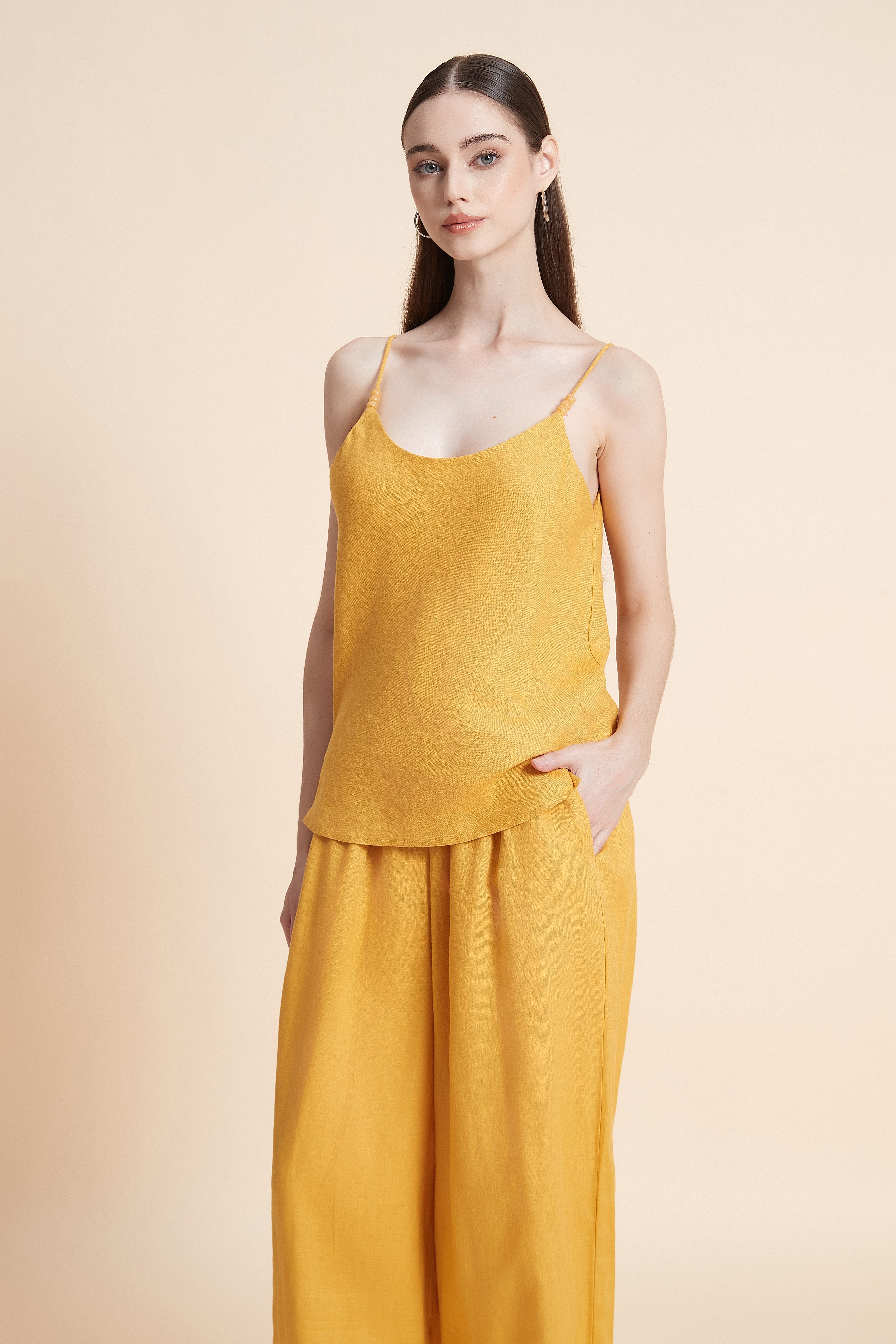 Textured scoop-neck cami top