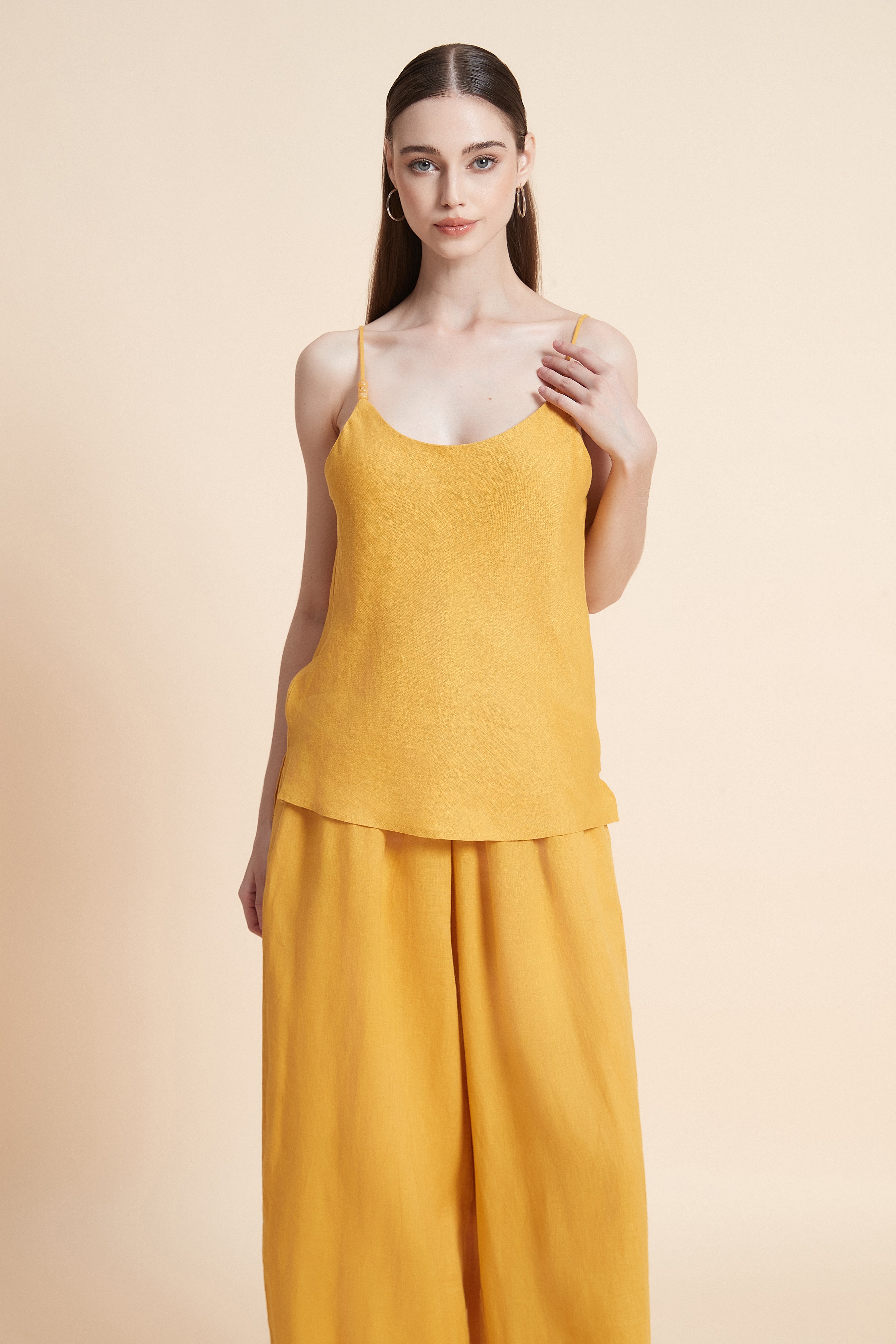 Textured scoop-neck cami top