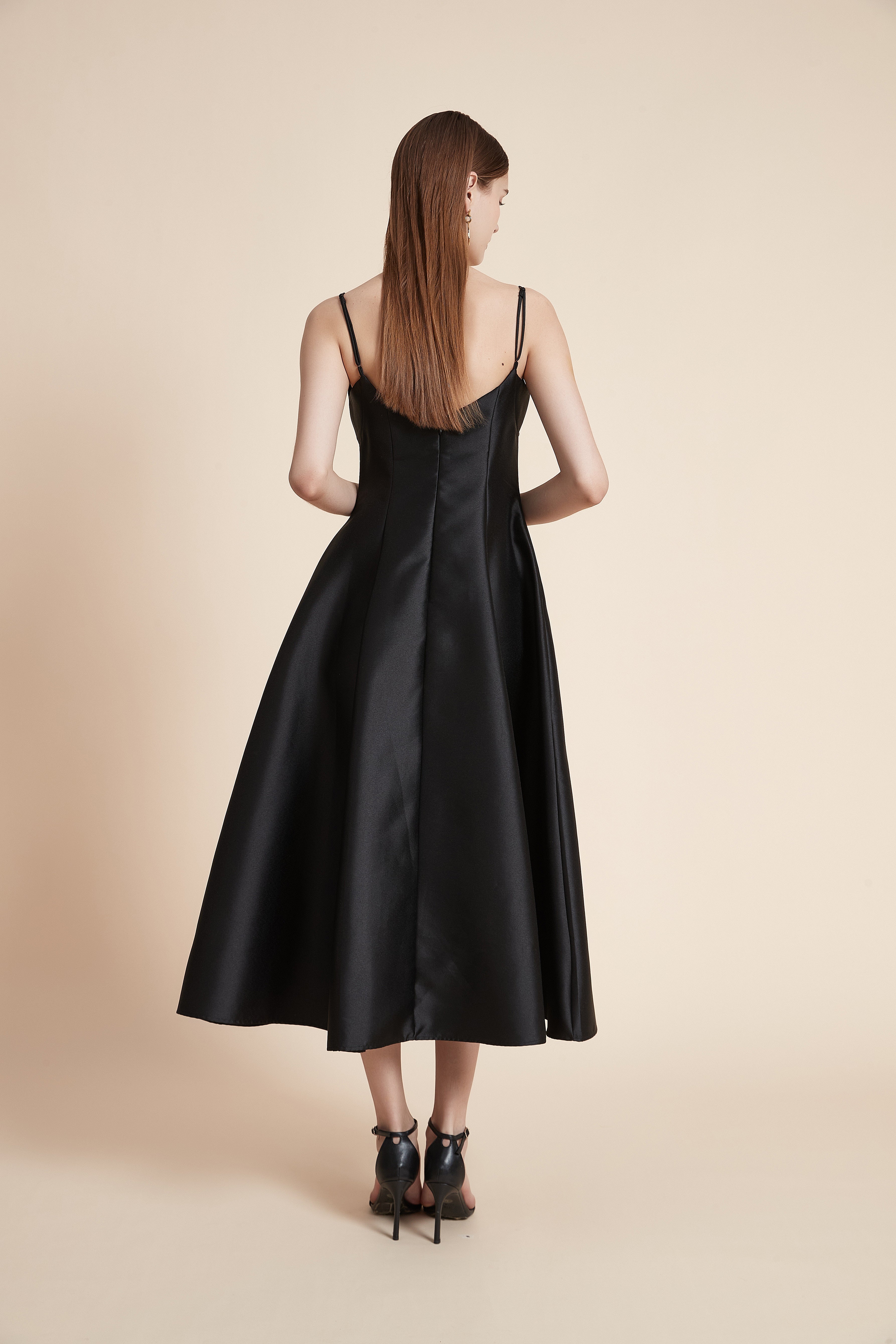 Simple Sleeveless Midi Dress with Thin Straps