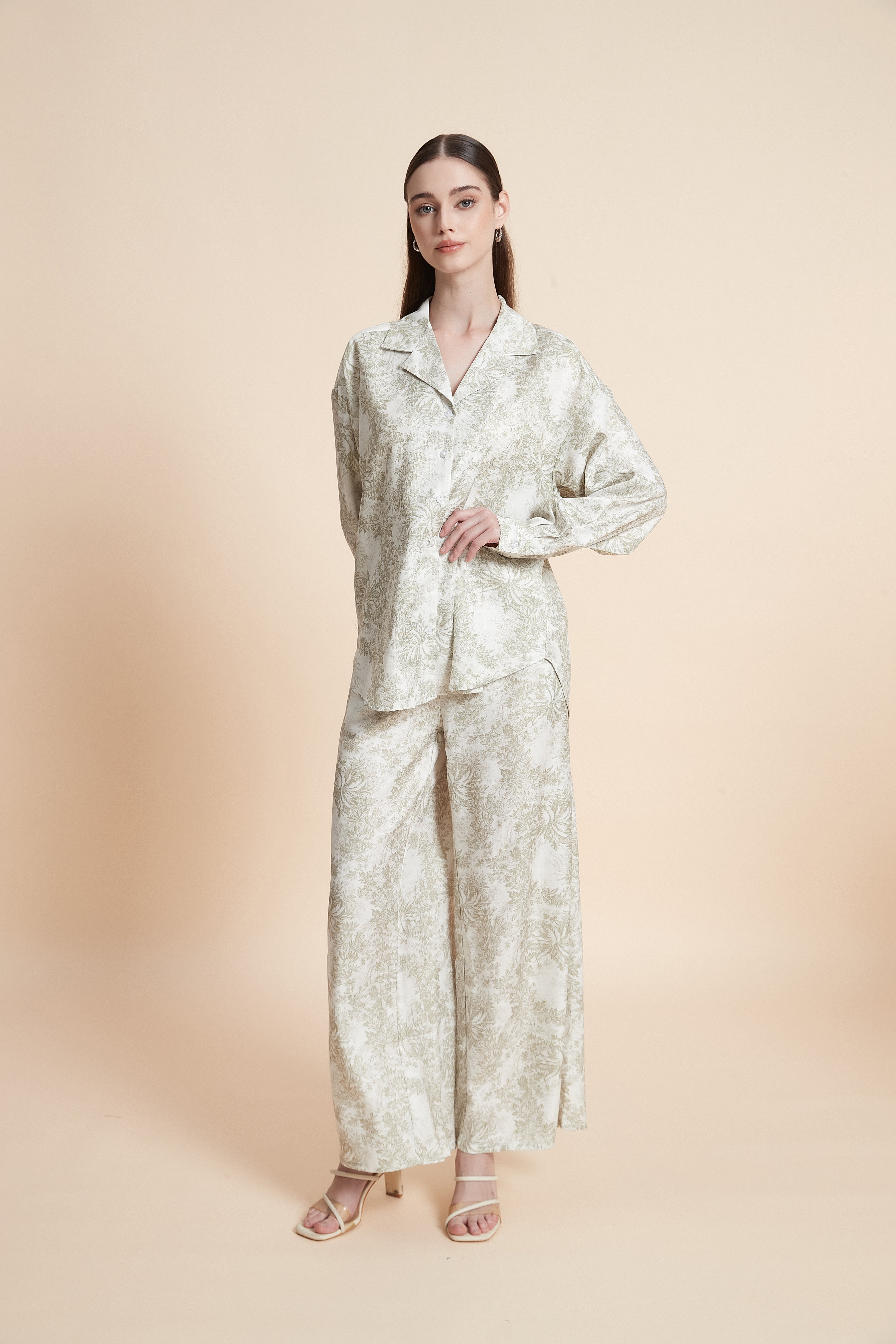 Textured wide-leg palazzo pants