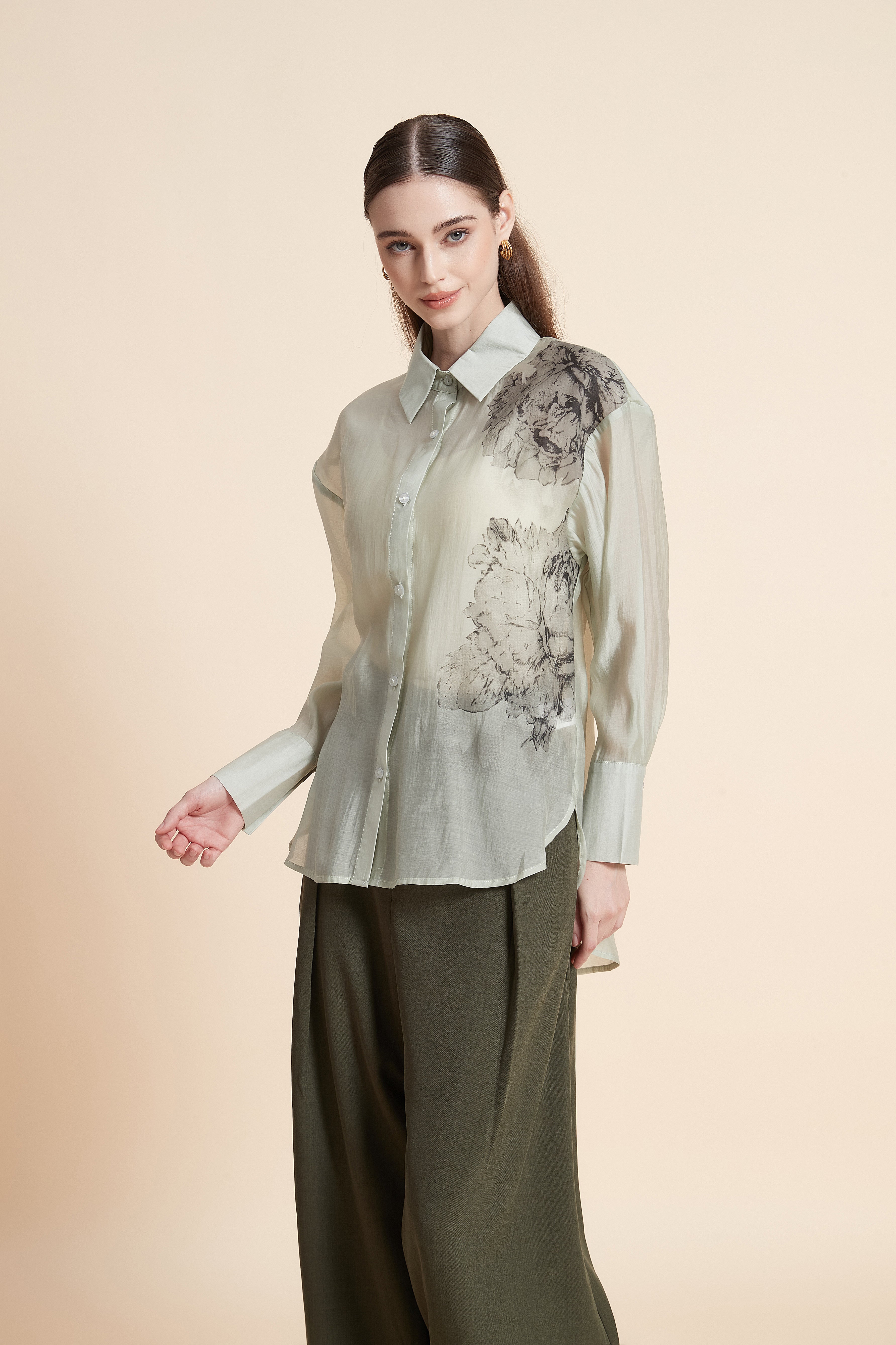 Placement floral button-up shirt
