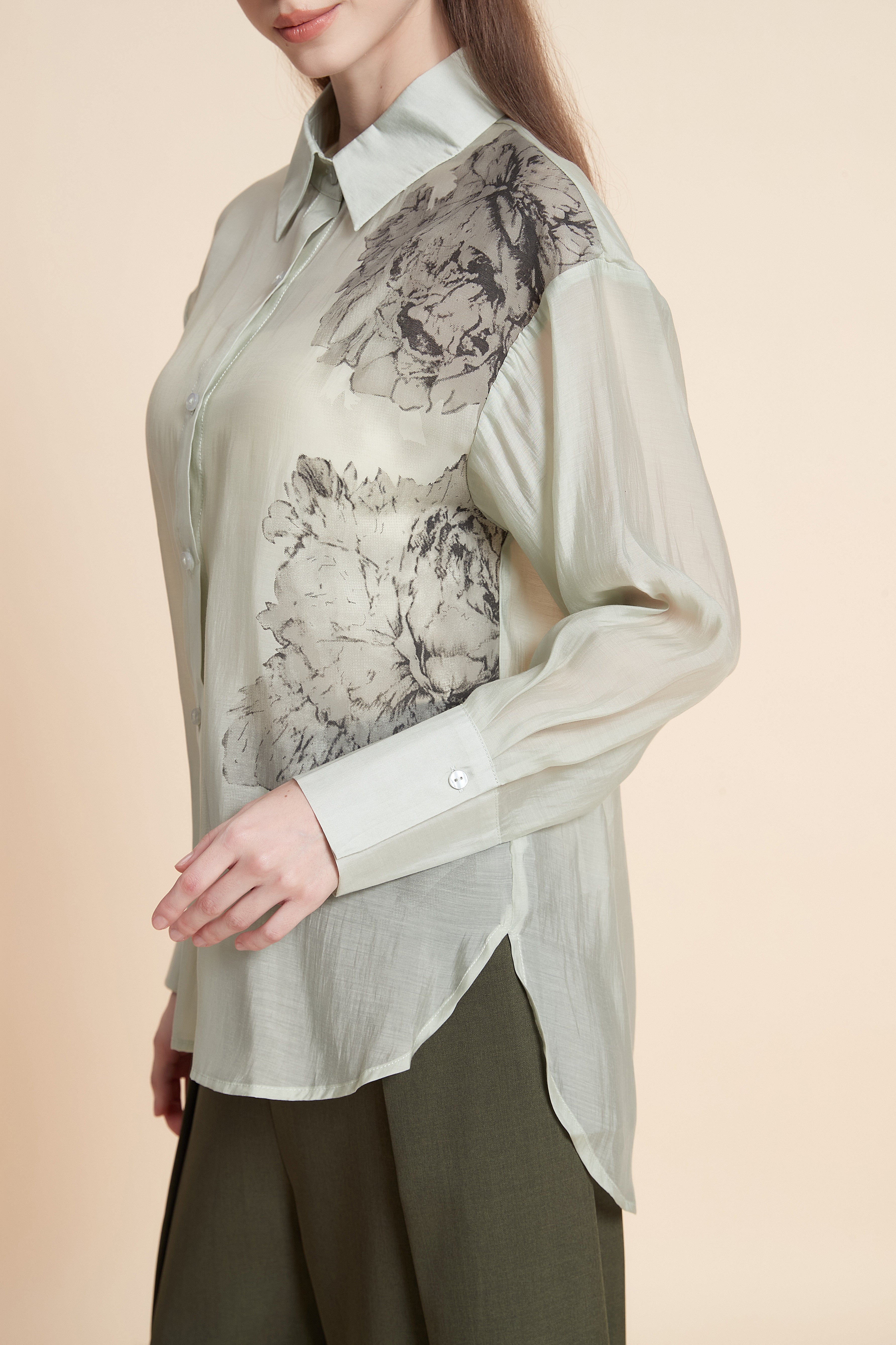 Placement floral button-up shirt