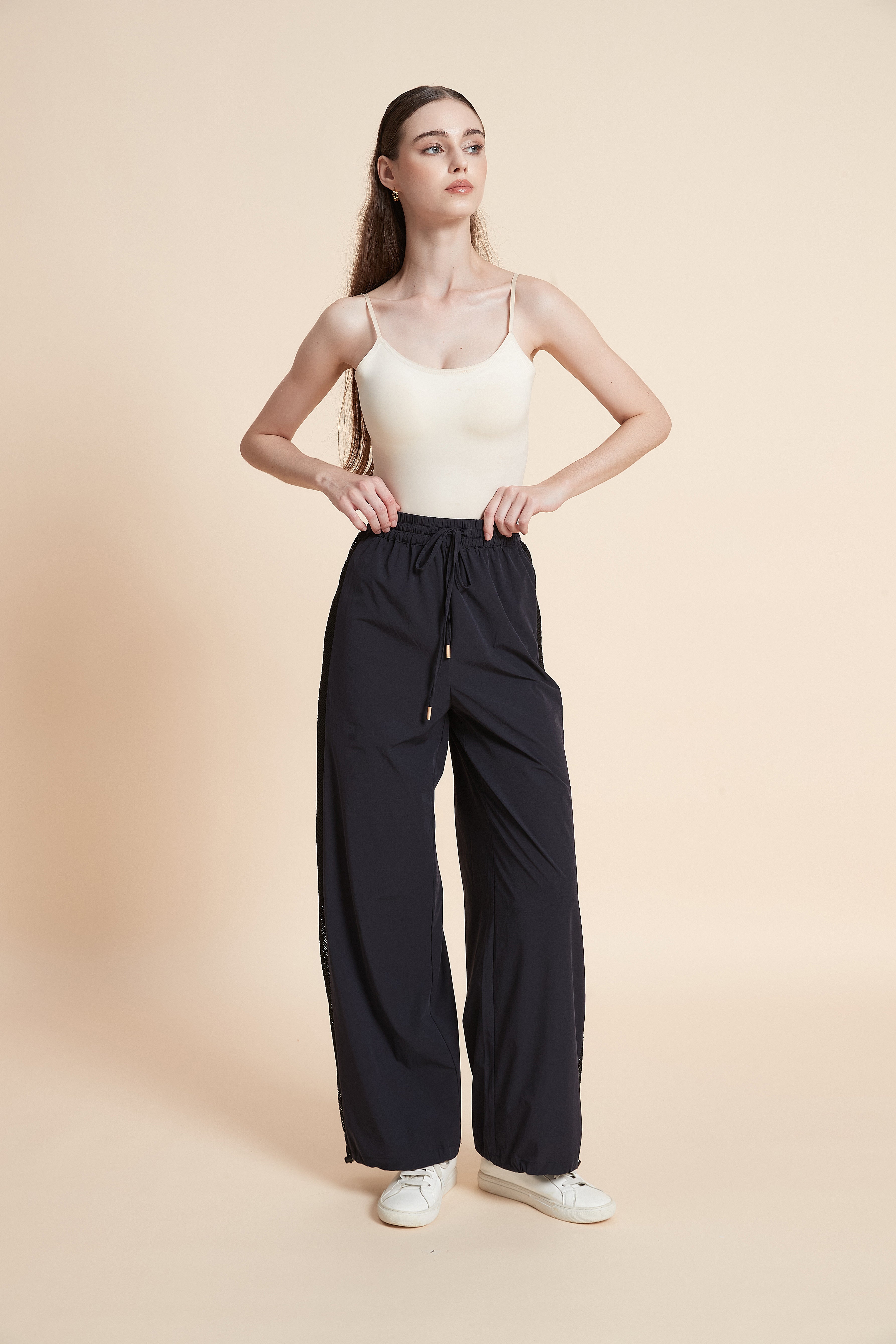 Relaxed fit drawstring sweatpants
