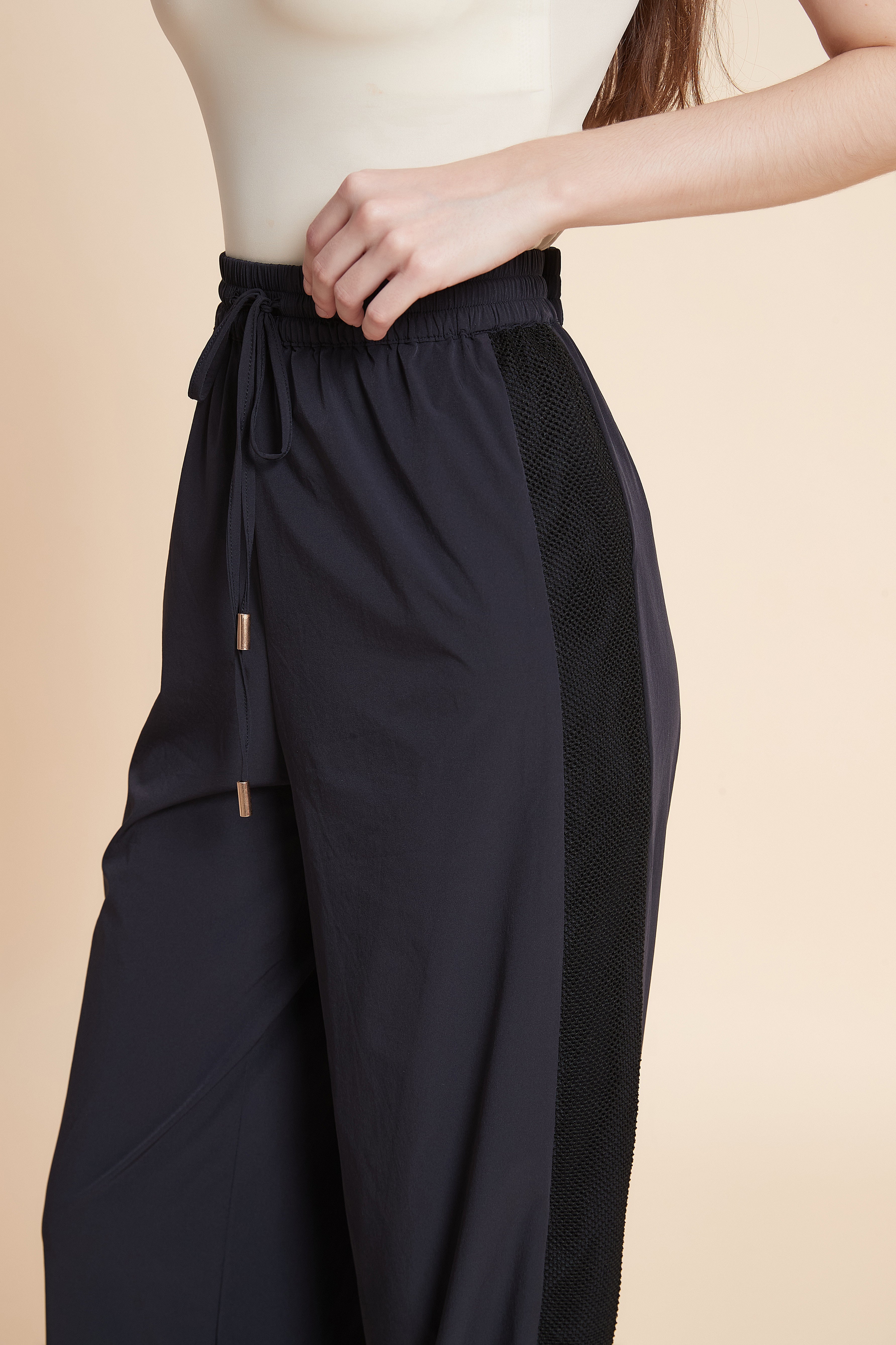 Relaxed fit drawstring sweatpants