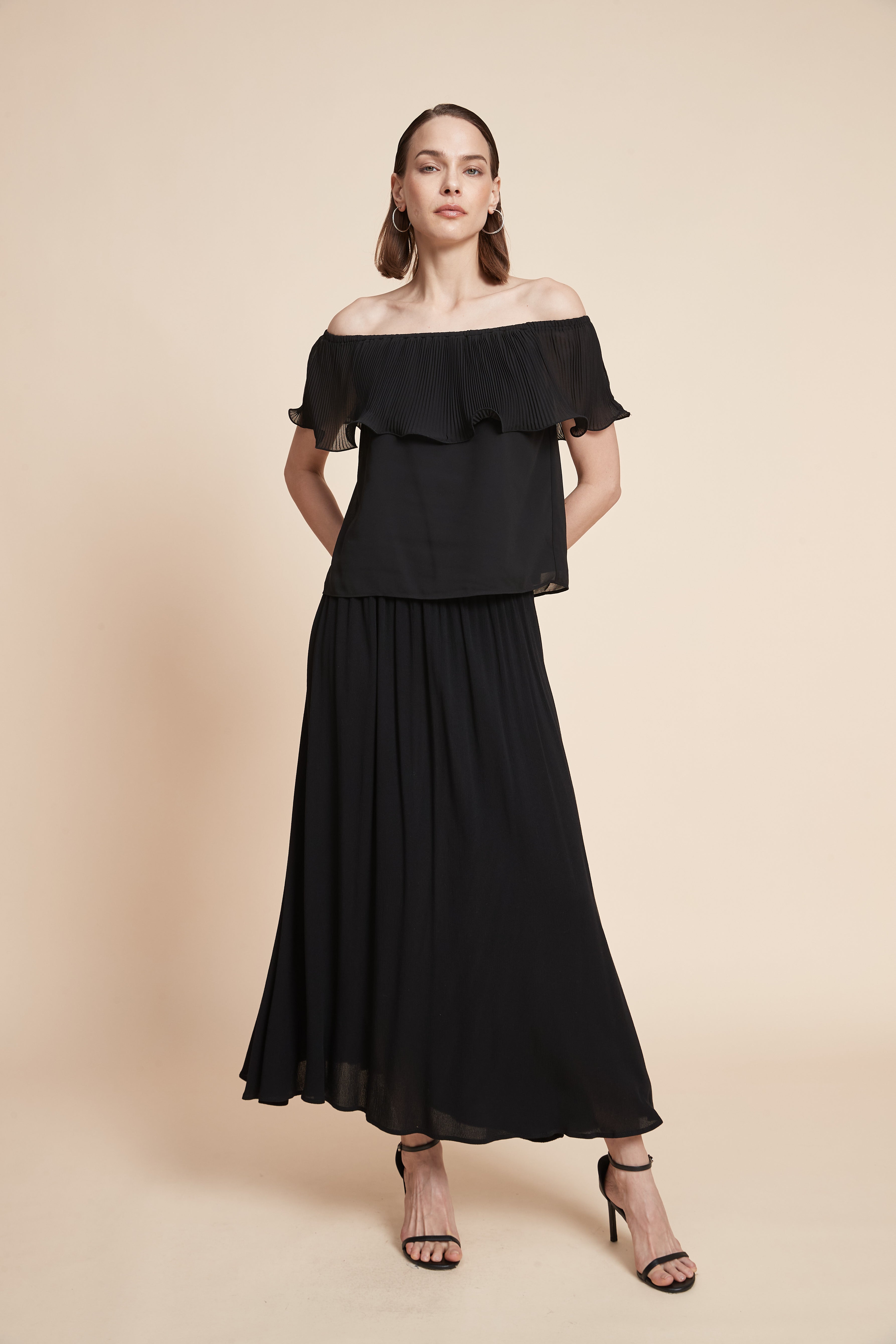 Plain Off-The-Shoulder Crop Top