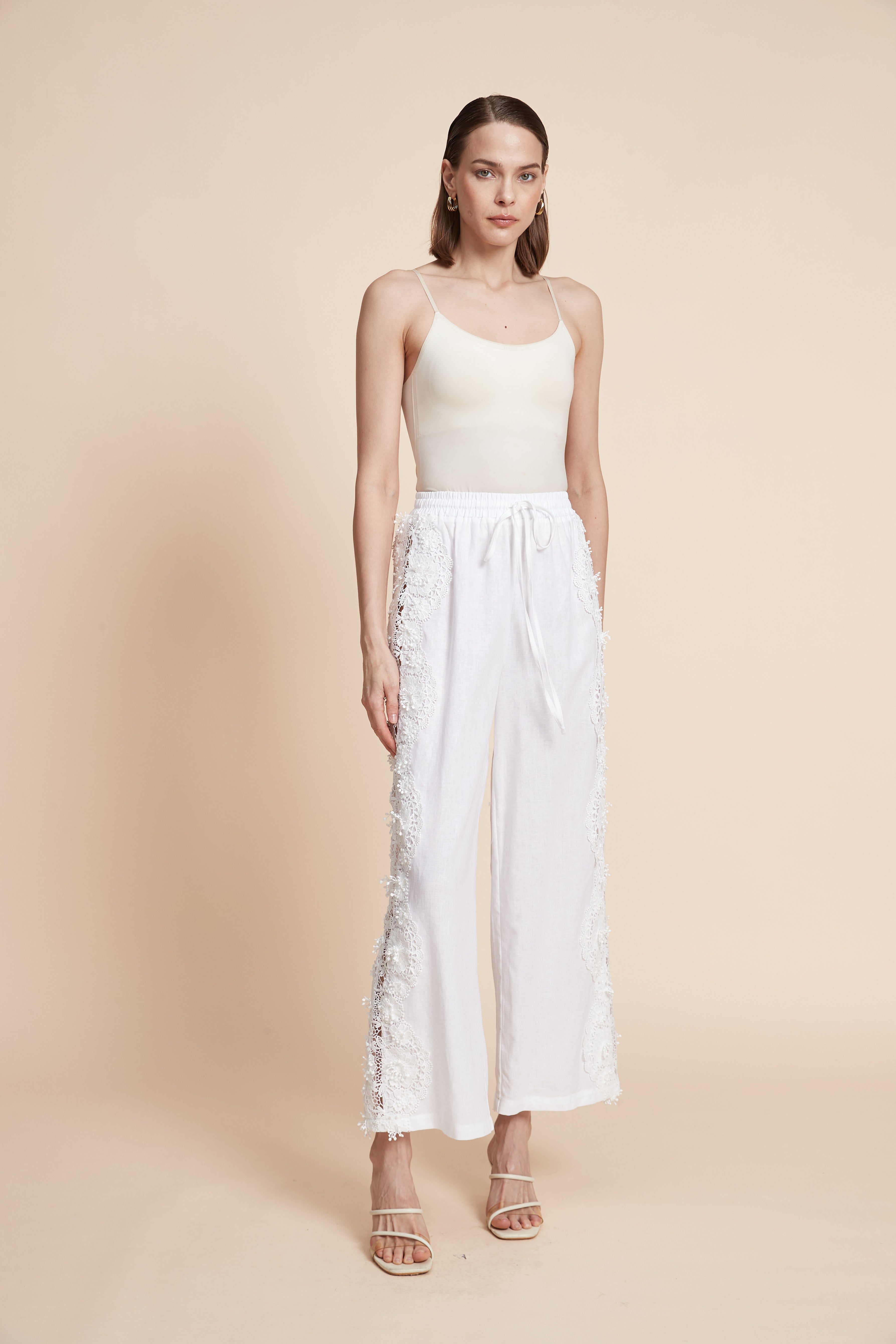 Plain Wide-Leg Trousers