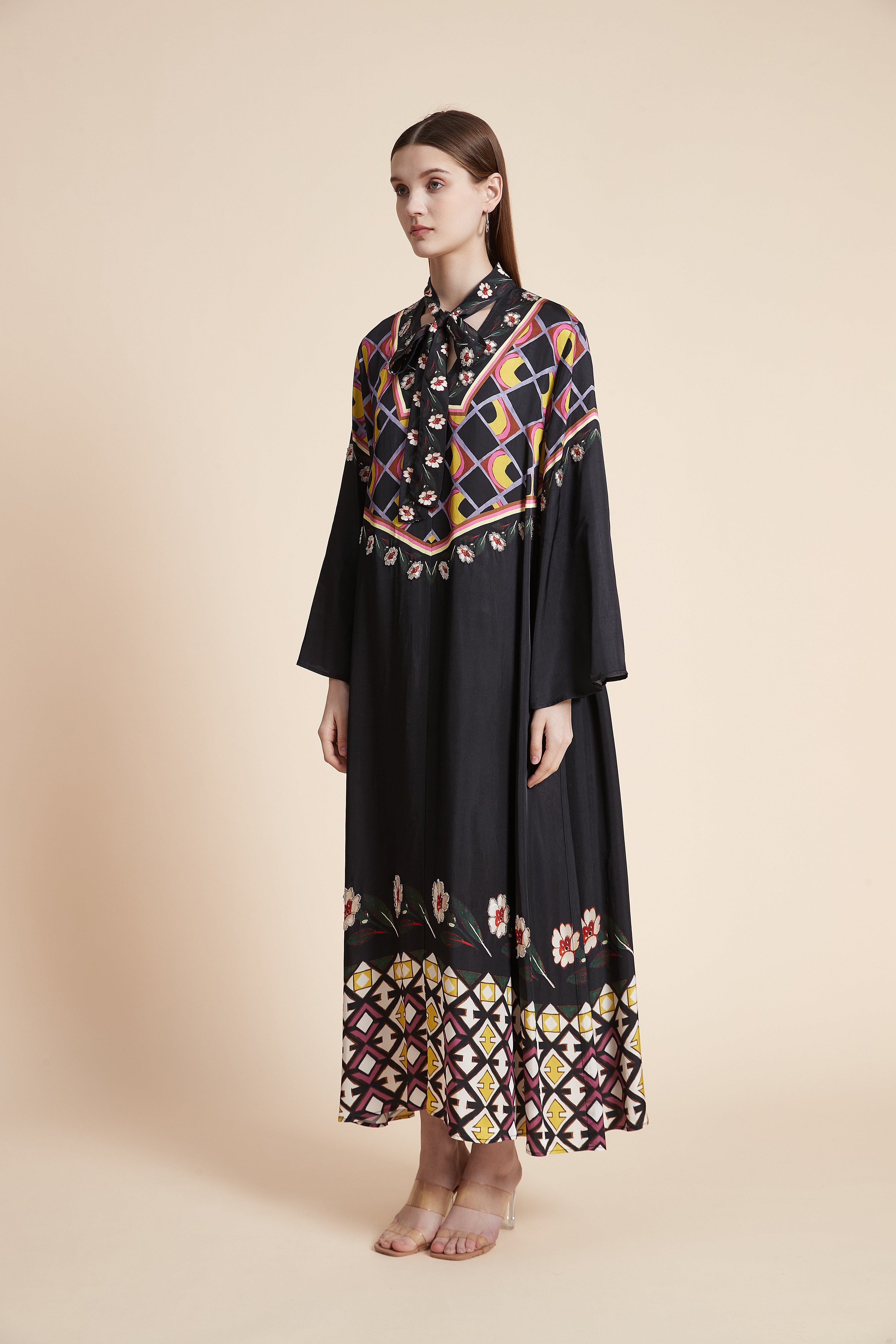 فستان ميدي نايت موزاييك ماكسي بربطة عند الرقبة