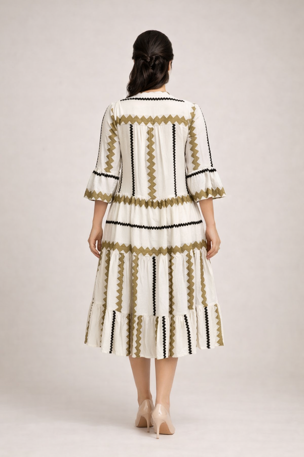 Patterned Midi Dress With 3/4 Sleeves