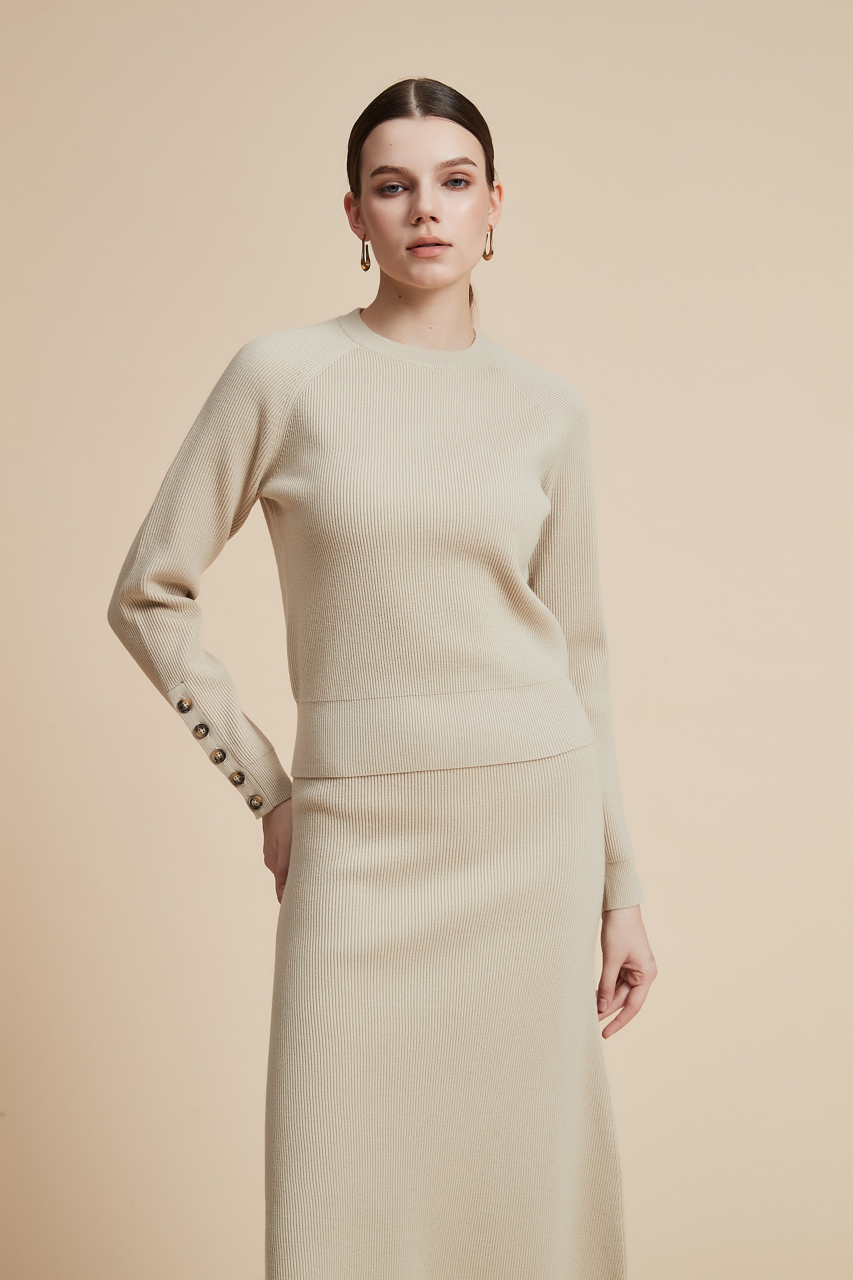 Solid Long Sleeve Cropped Sweater