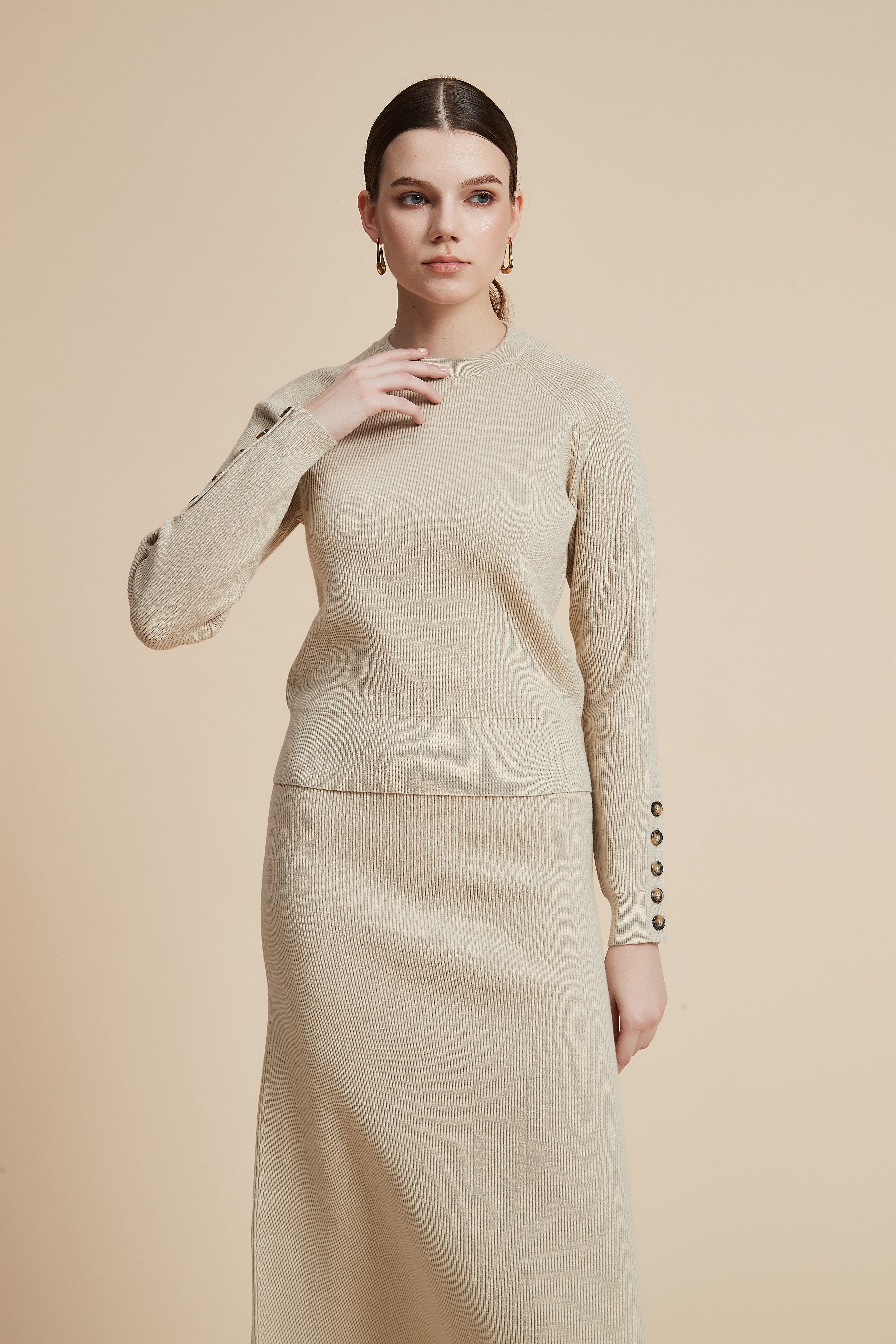 Solid Long Sleeve Cropped Sweater