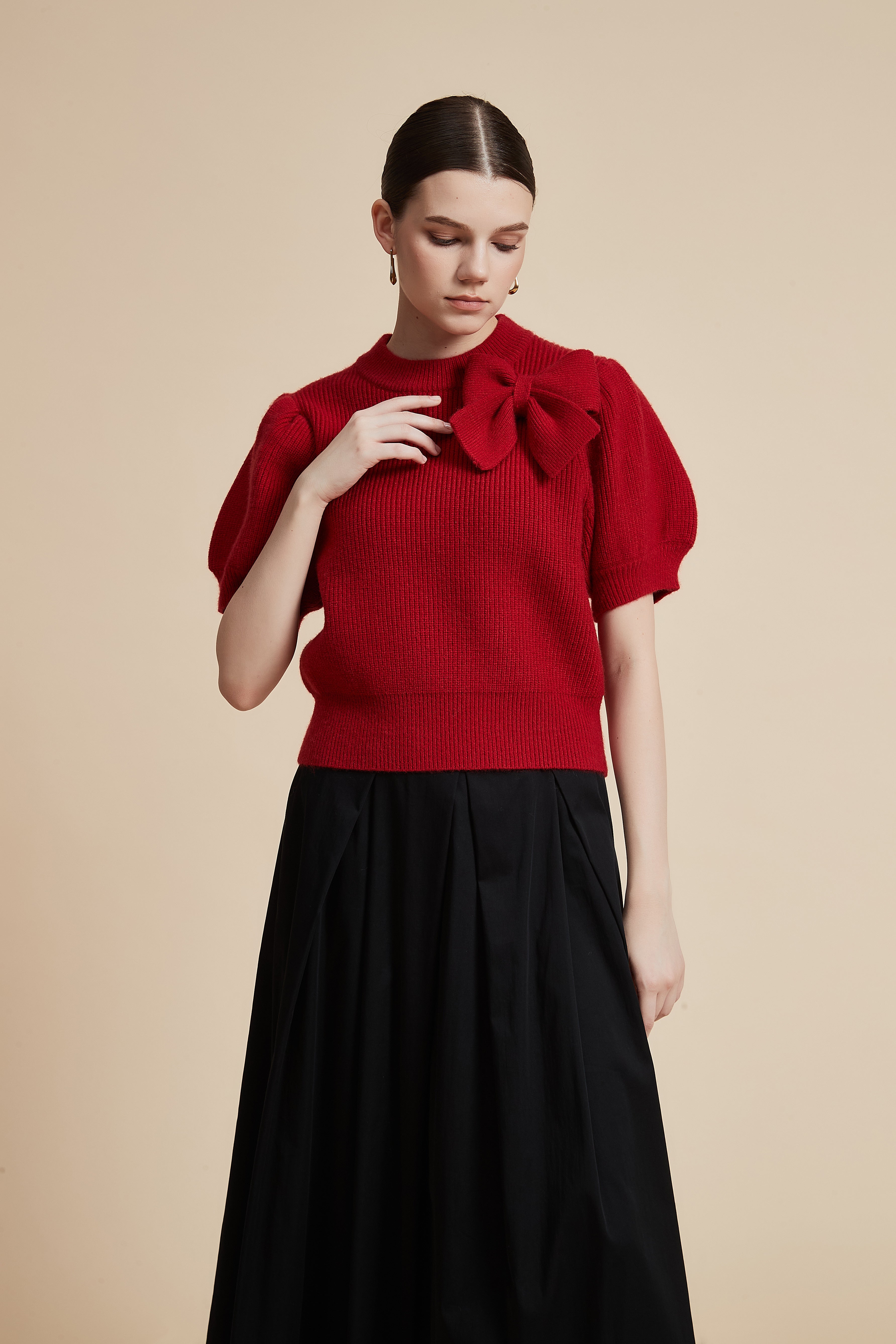 Short Sleeve Waist-Length Sweater with Shoulder Bow