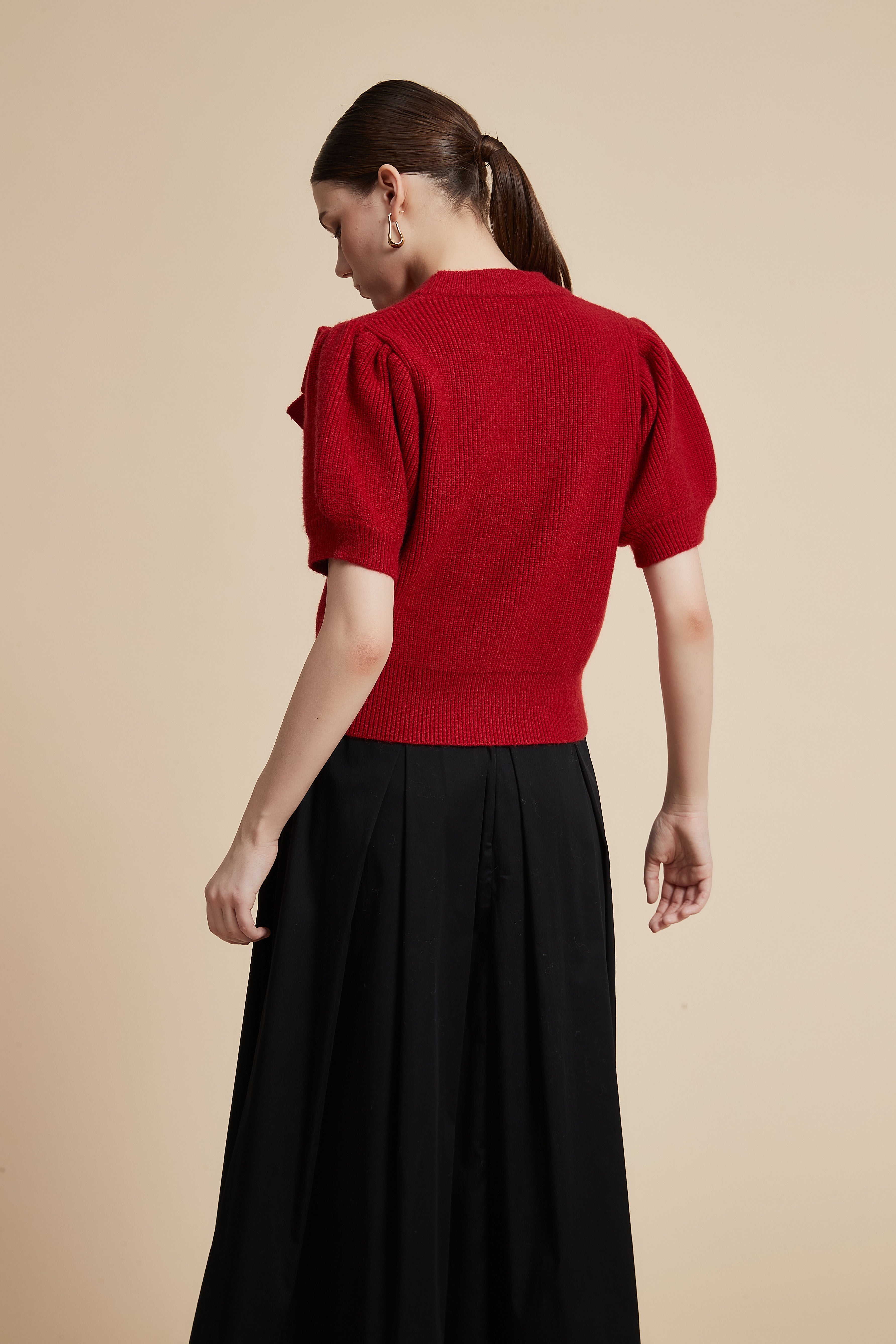 Short Sleeve Waist-Length Sweater with Shoulder Bow