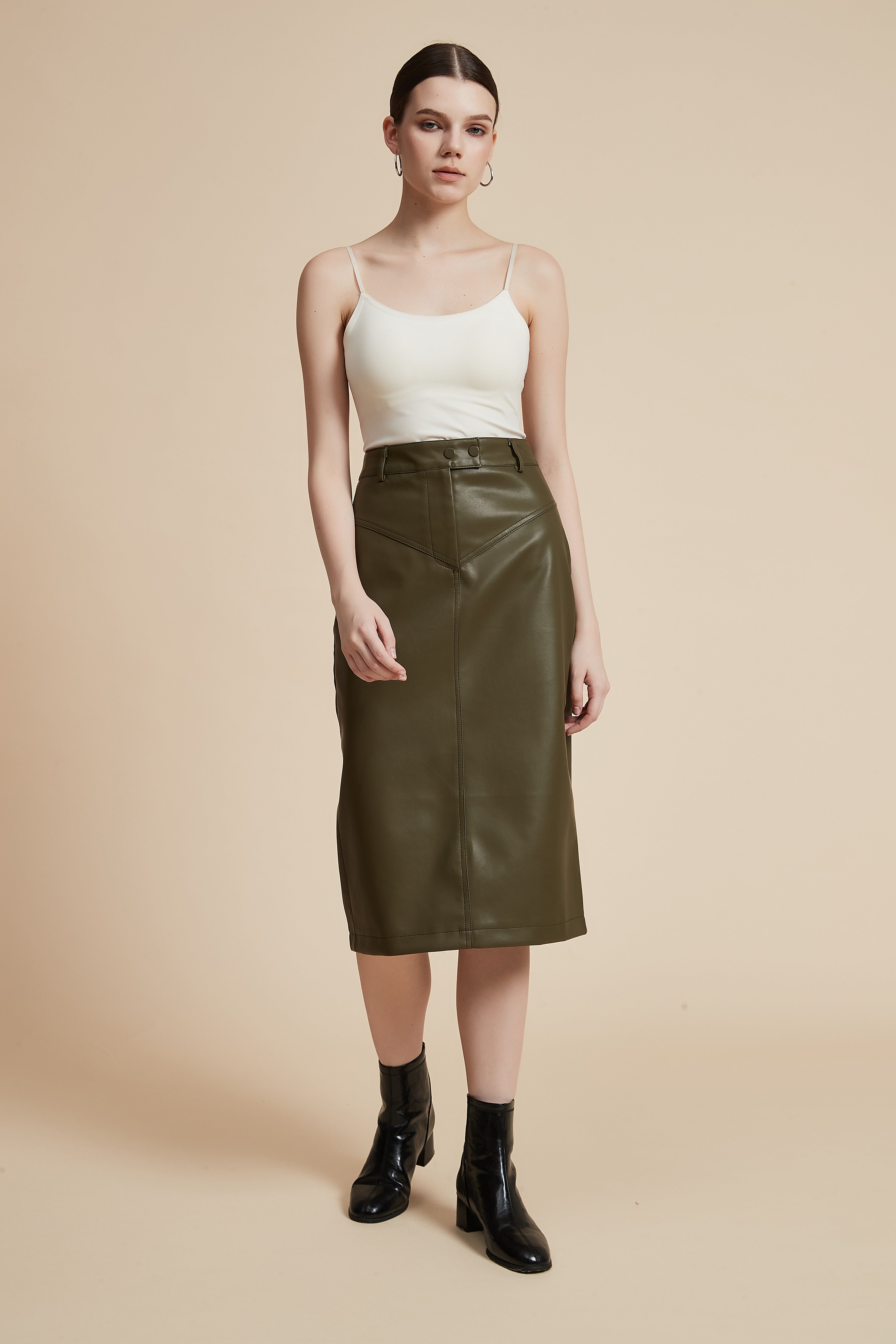 Knee-Length Solid Leather Skirt