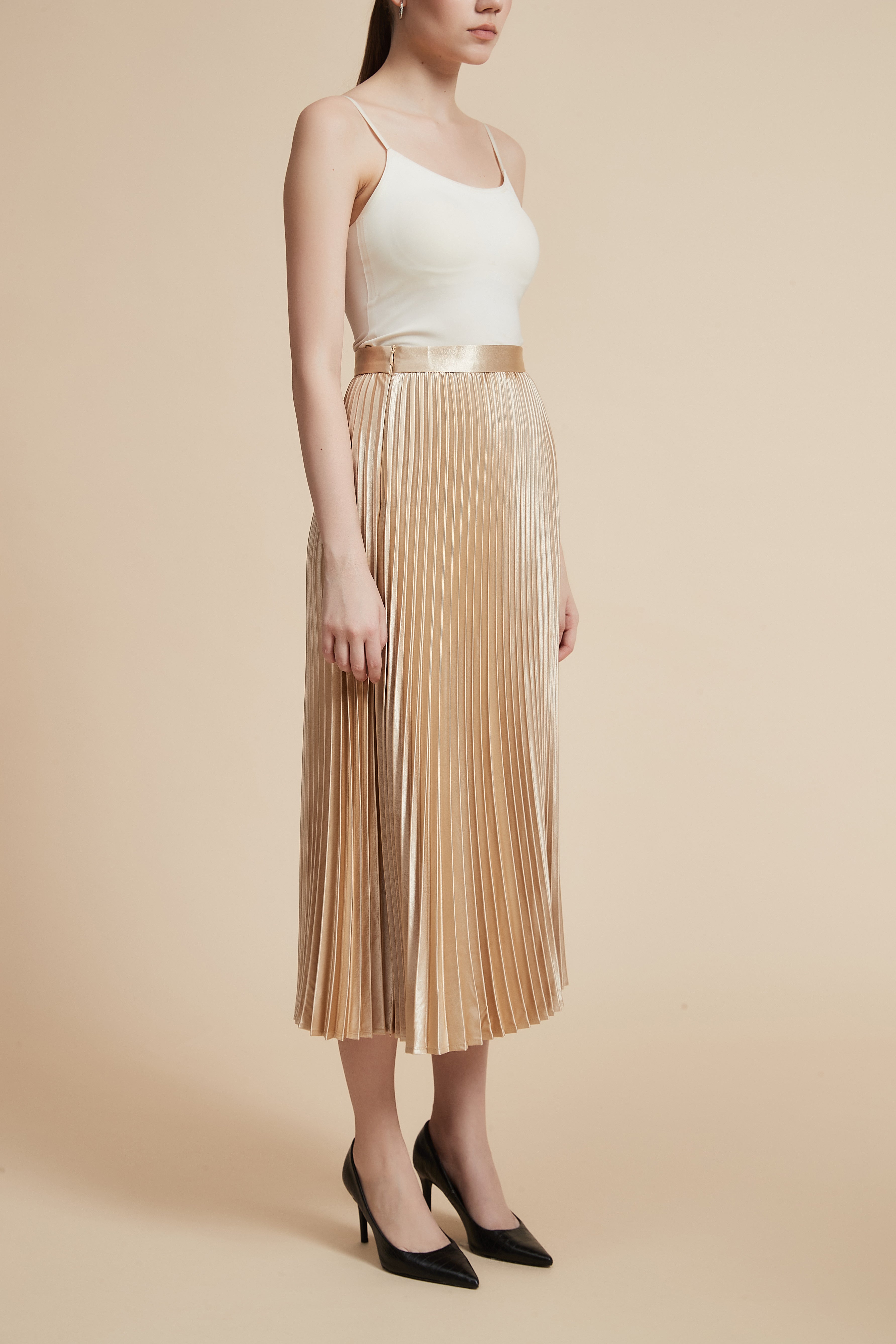 Solid Pleated Midi Skirt