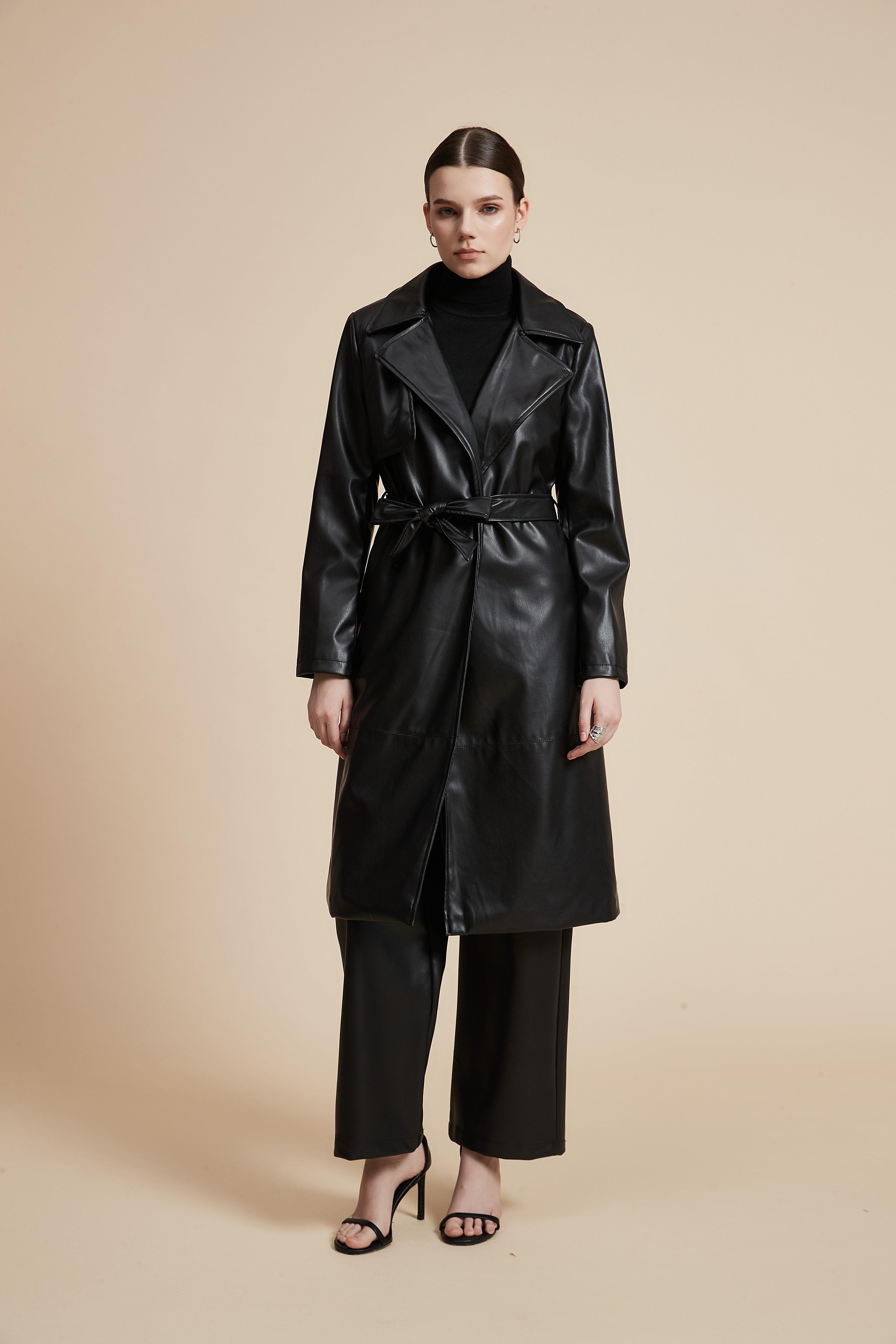 Knee-Length Solid Leather Jacket with Long Sleeves