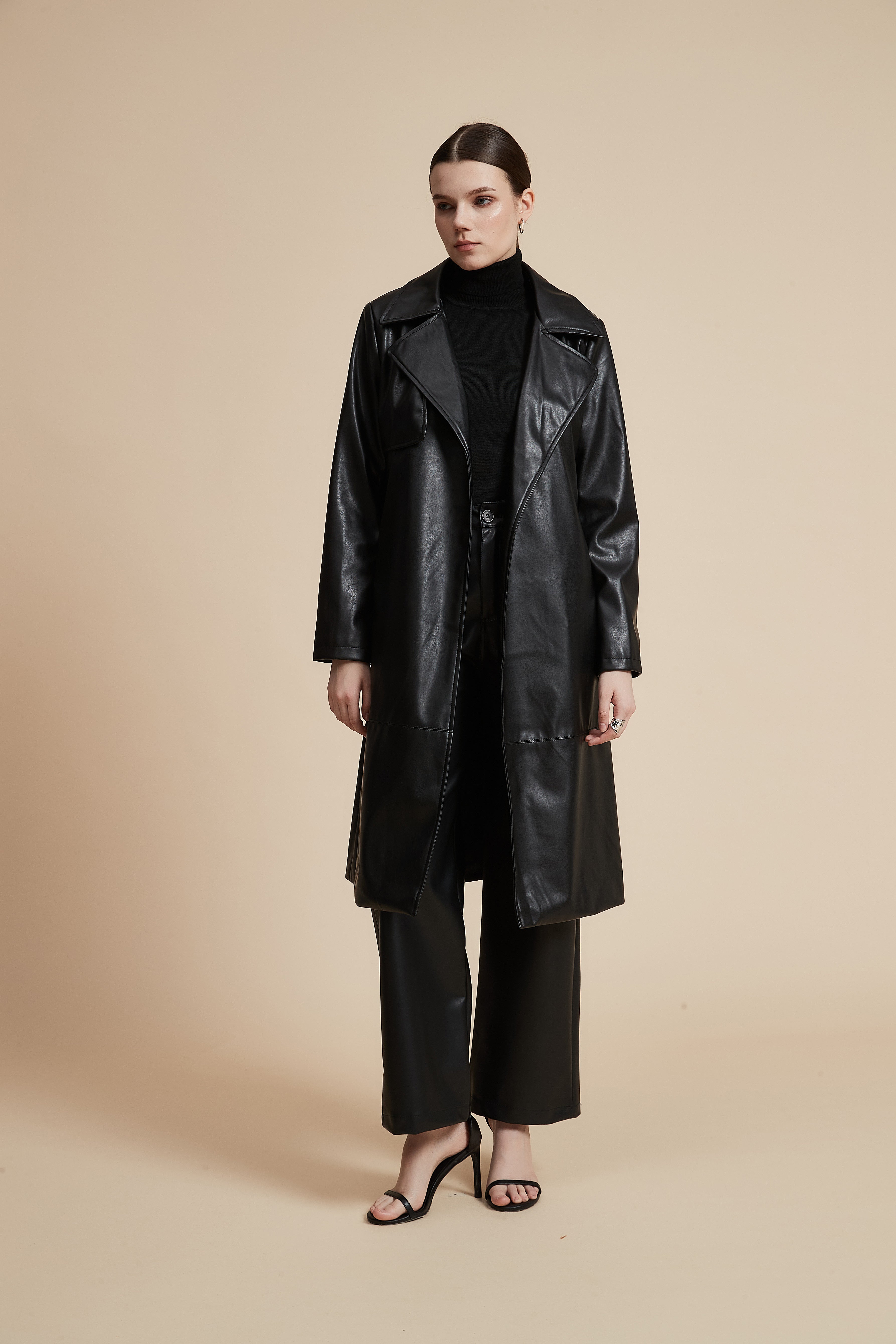 Knee-Length Solid Leather Jacket with Long Sleeves
