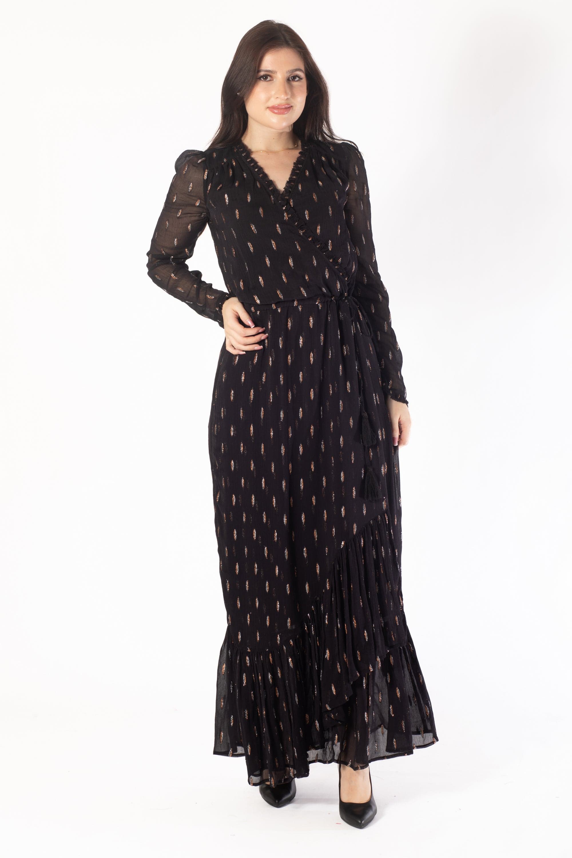 Yola Long dress decorated with shiny dots, long sleeves,