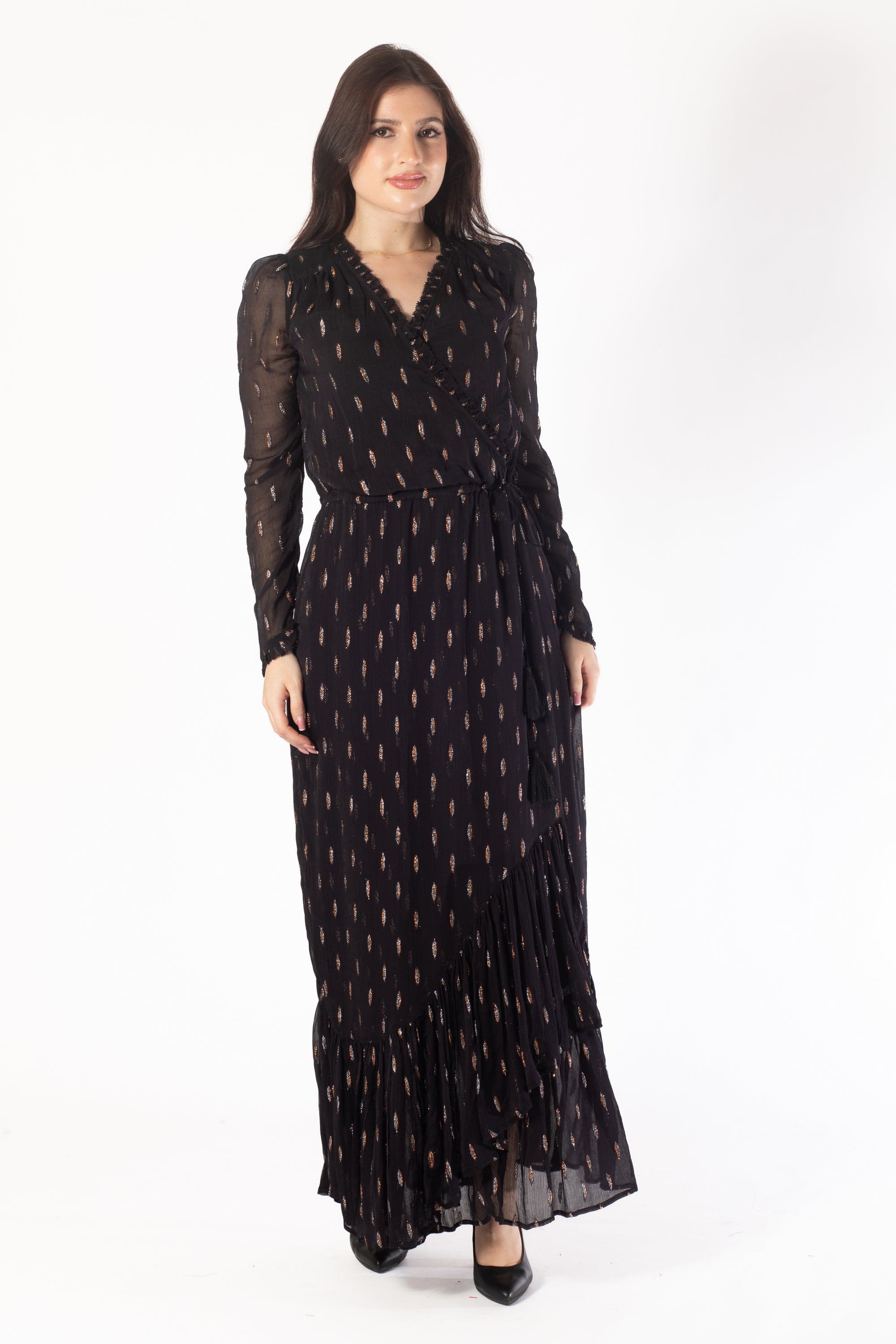 Yola Long dress decorated with shiny dots, long sleeves,