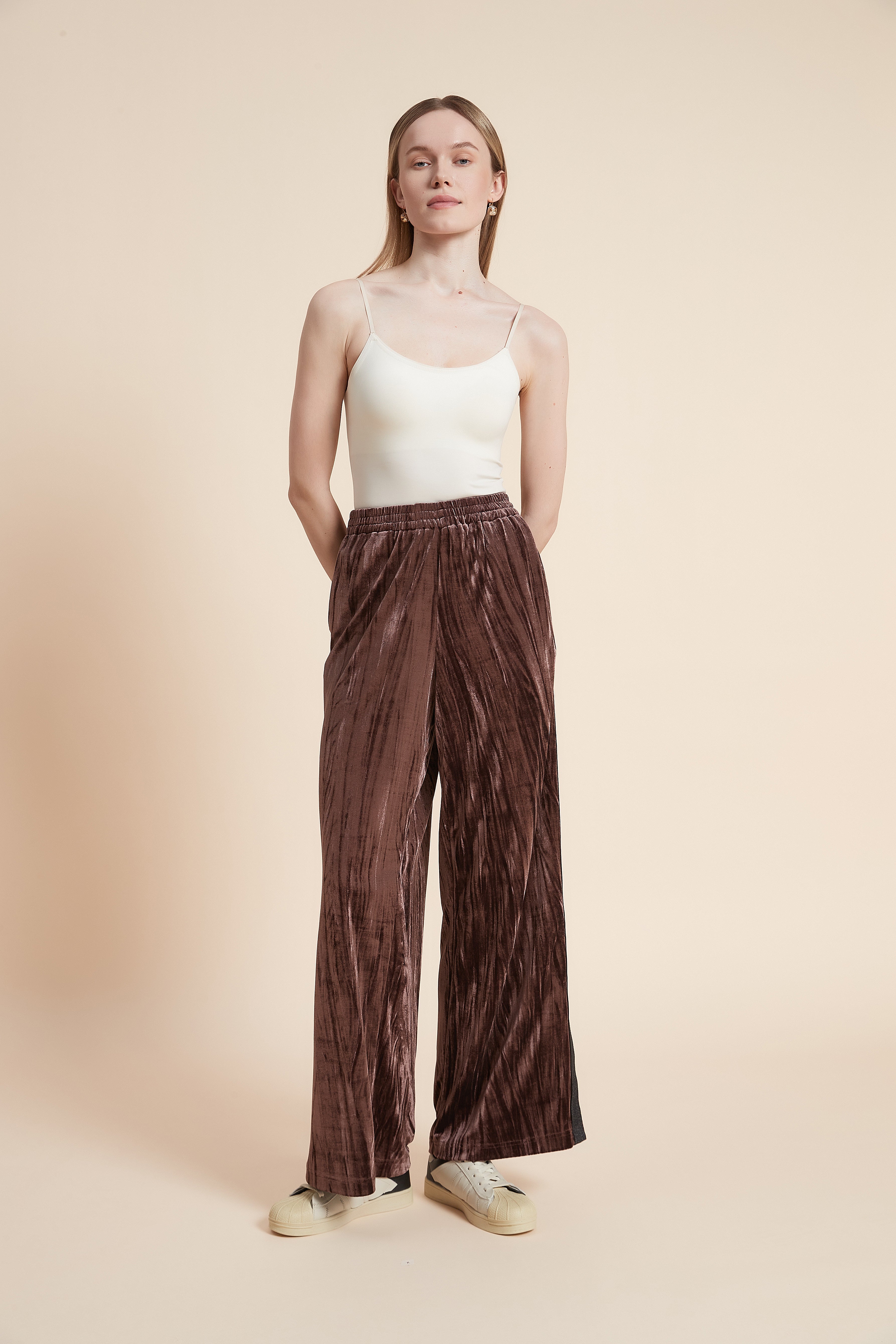 Wide-Leg Trousers