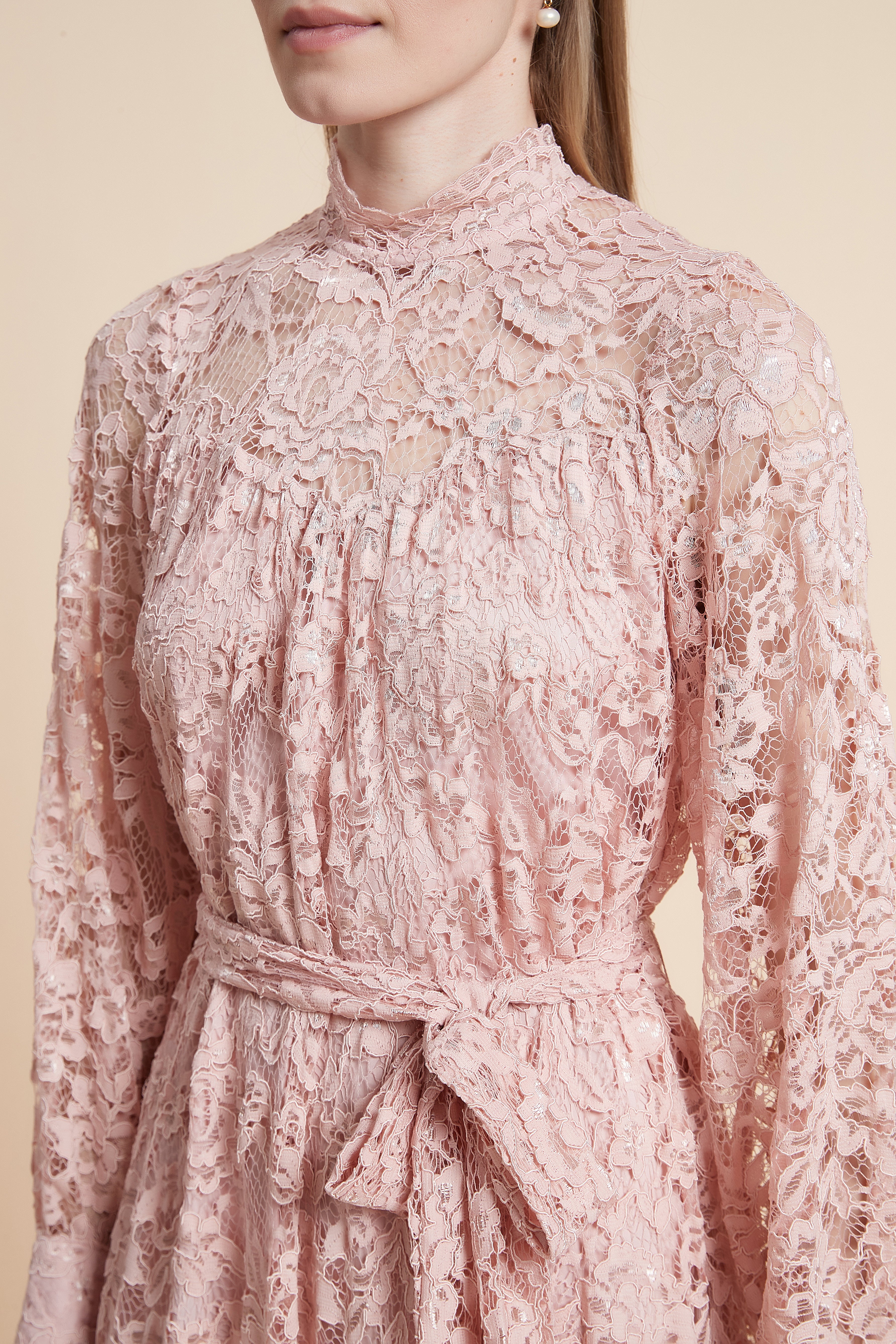 Long sleeve midi dress with lace details