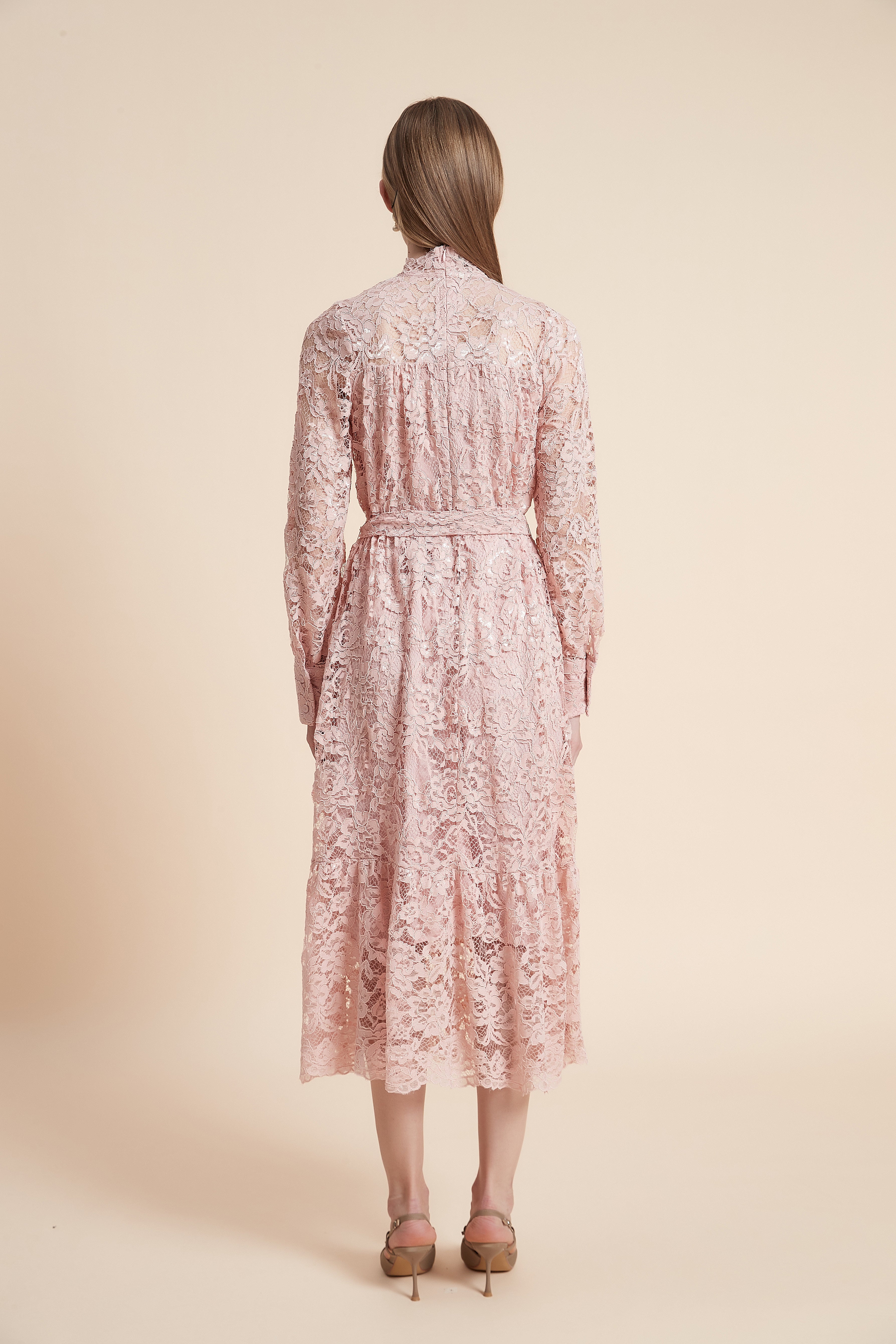Long sleeve midi dress with lace details