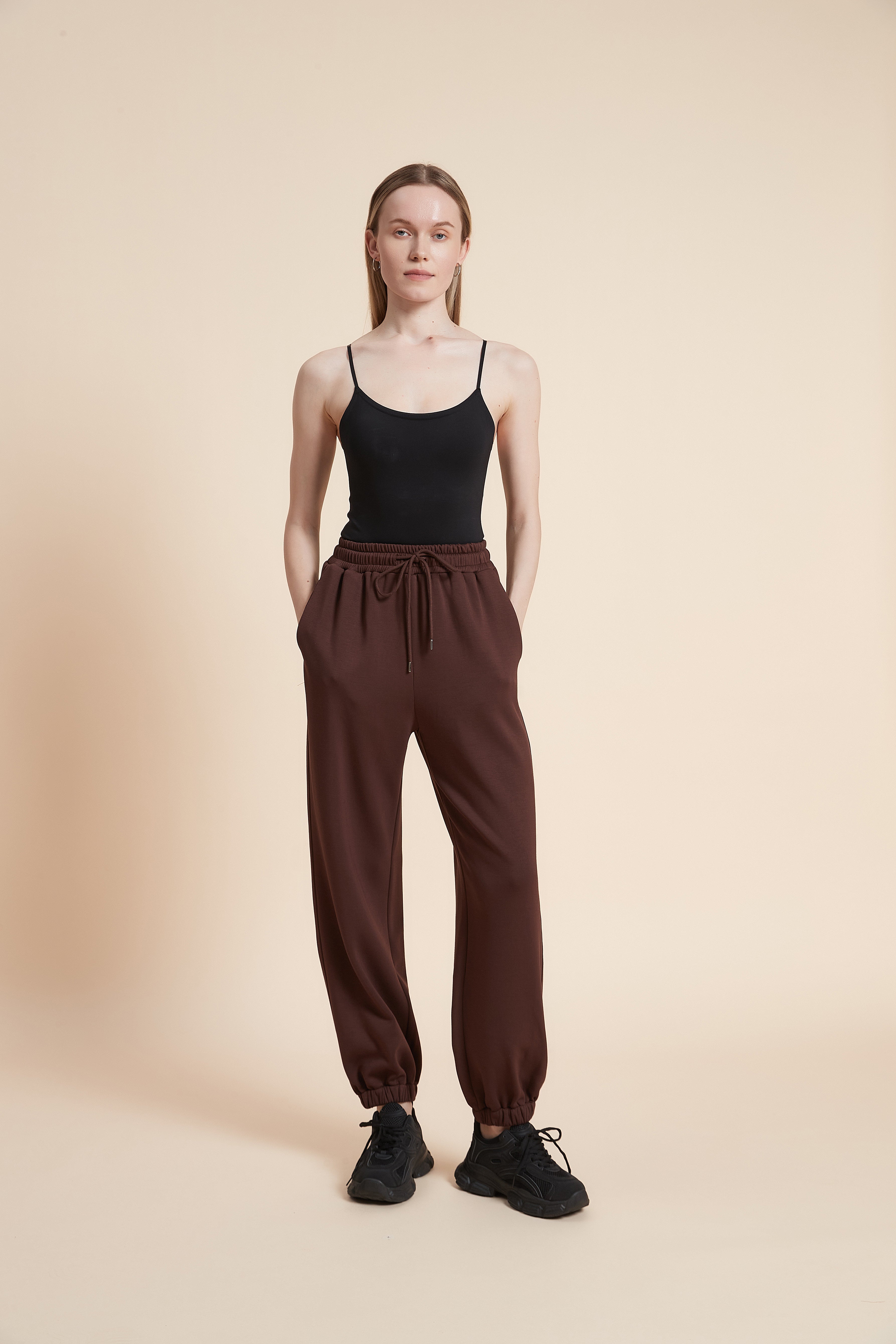 سويت بانتس سادة برباط خصر