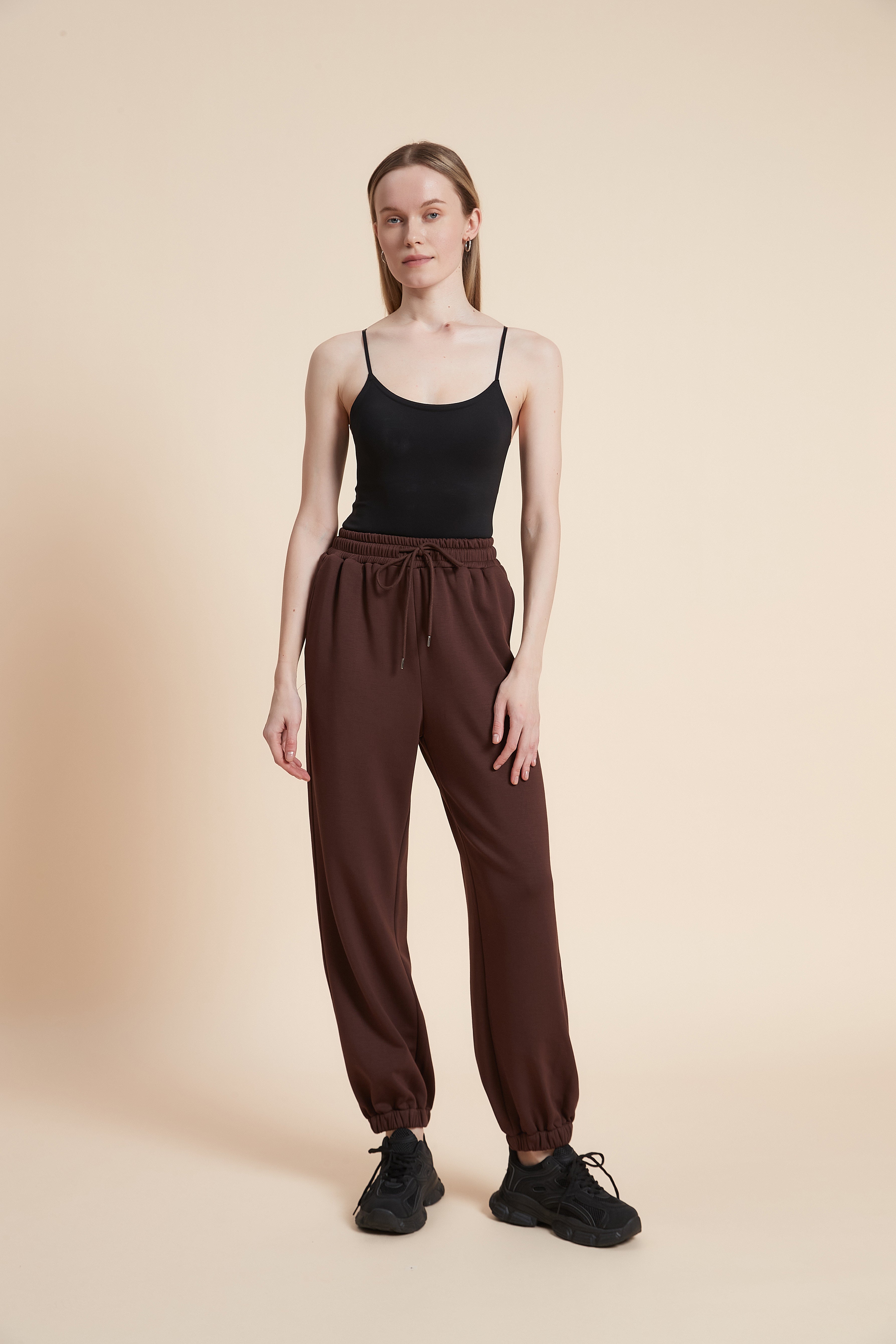 سويت بانتس سادة برباط خصر