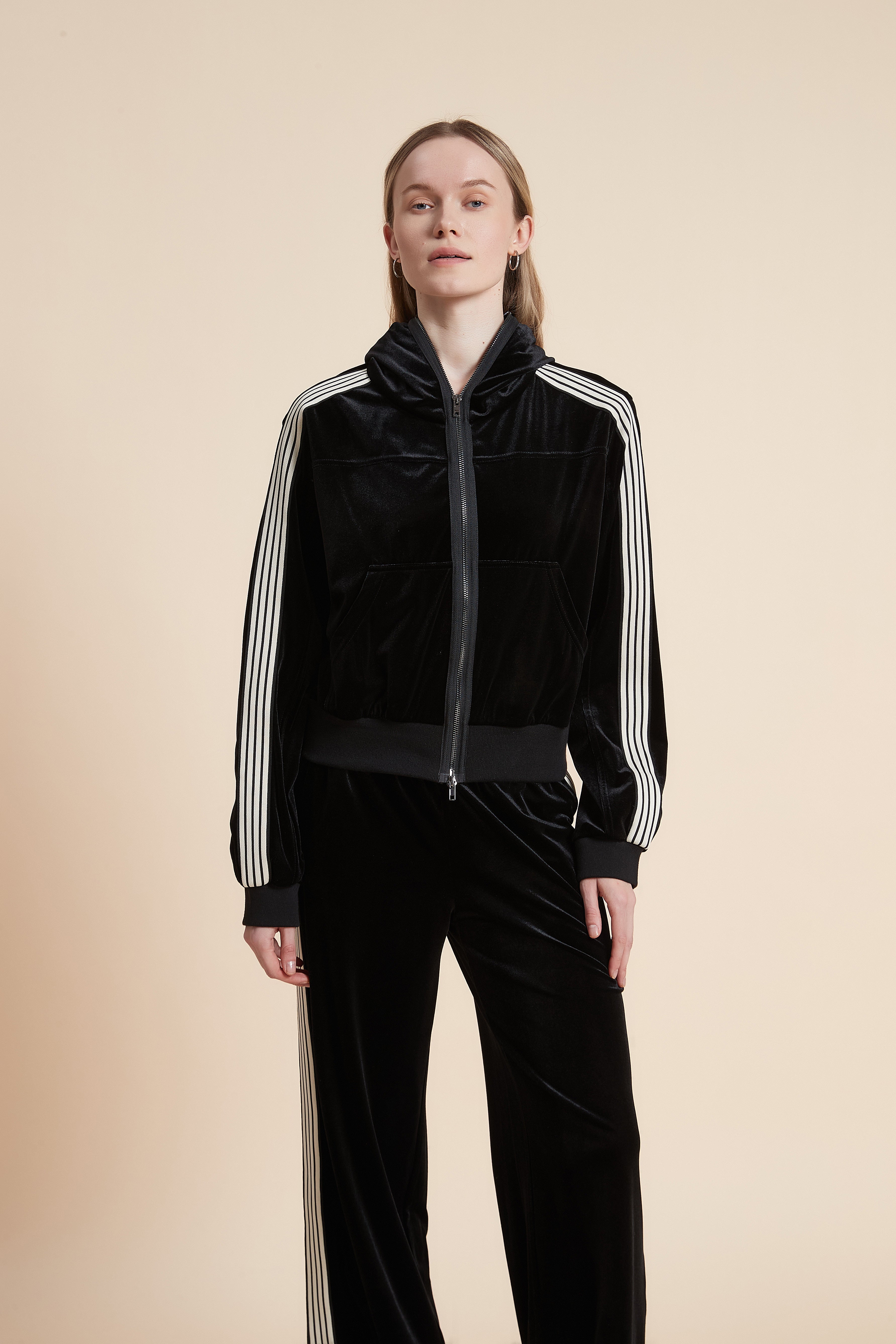 Long-Sleeved Sweatshirt