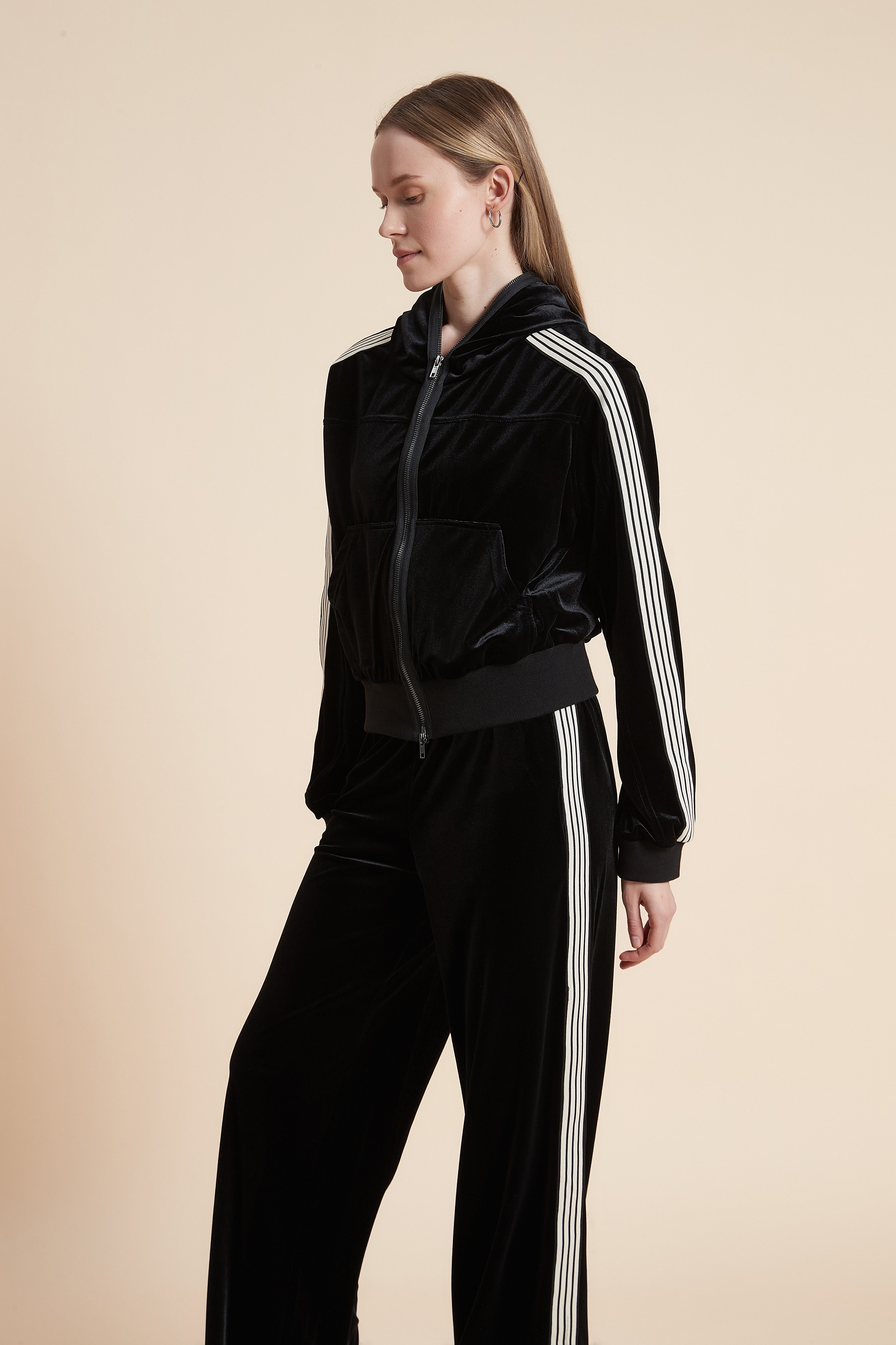 Long-Sleeved Sweatshirt