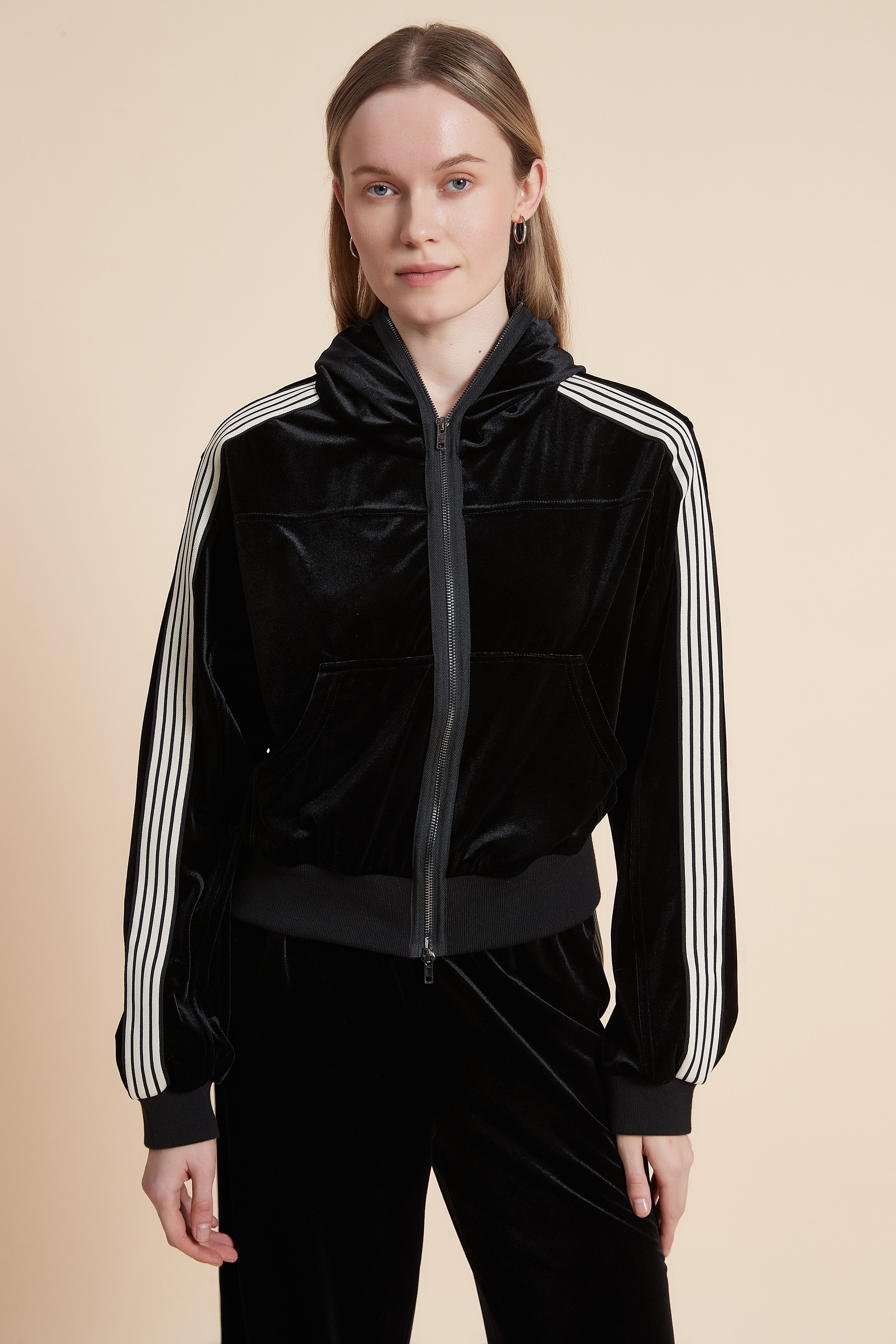 Long-Sleeved Sweatshirt