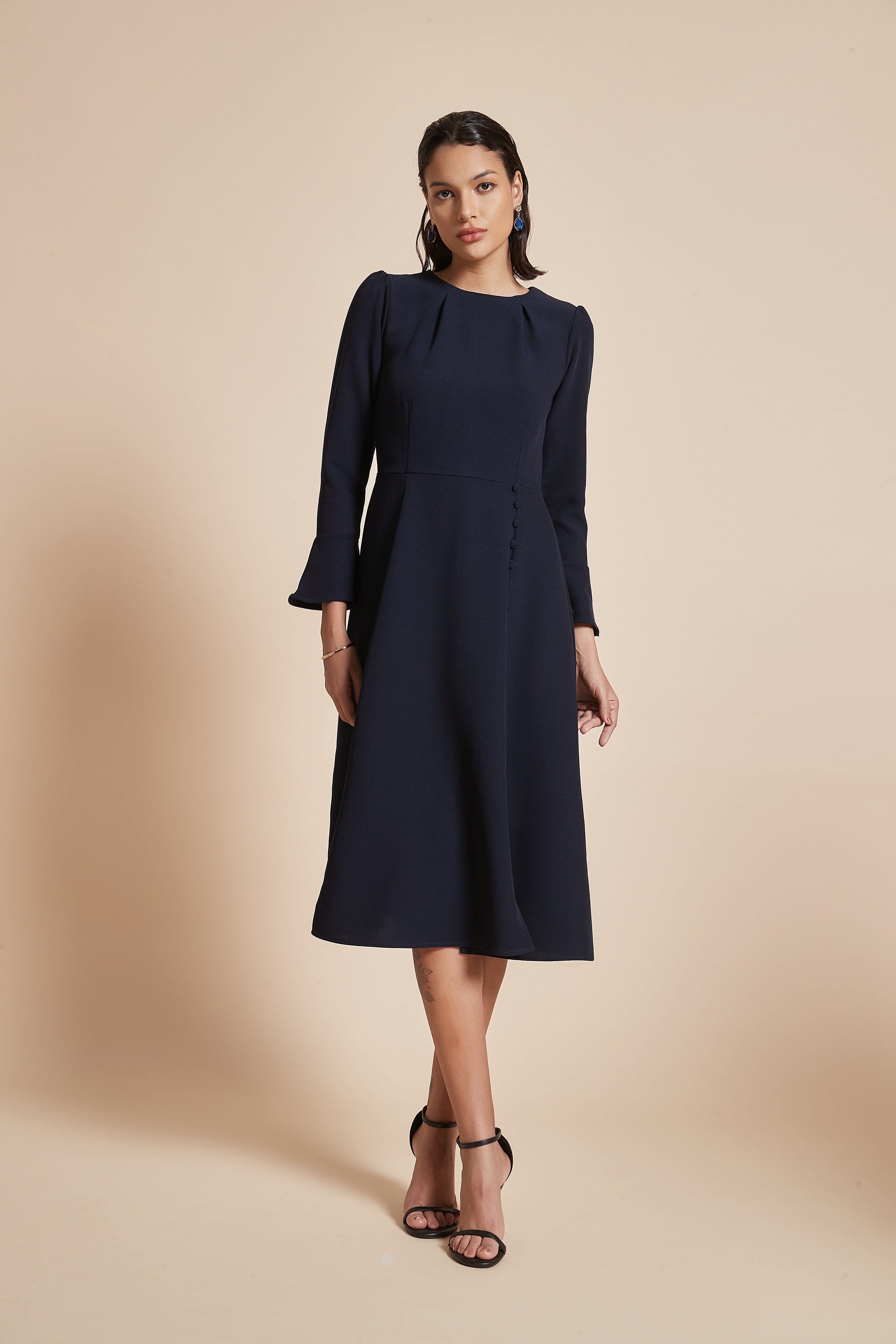 Plain Midi Women'S Dress With Round Neckline And Long Sleeves